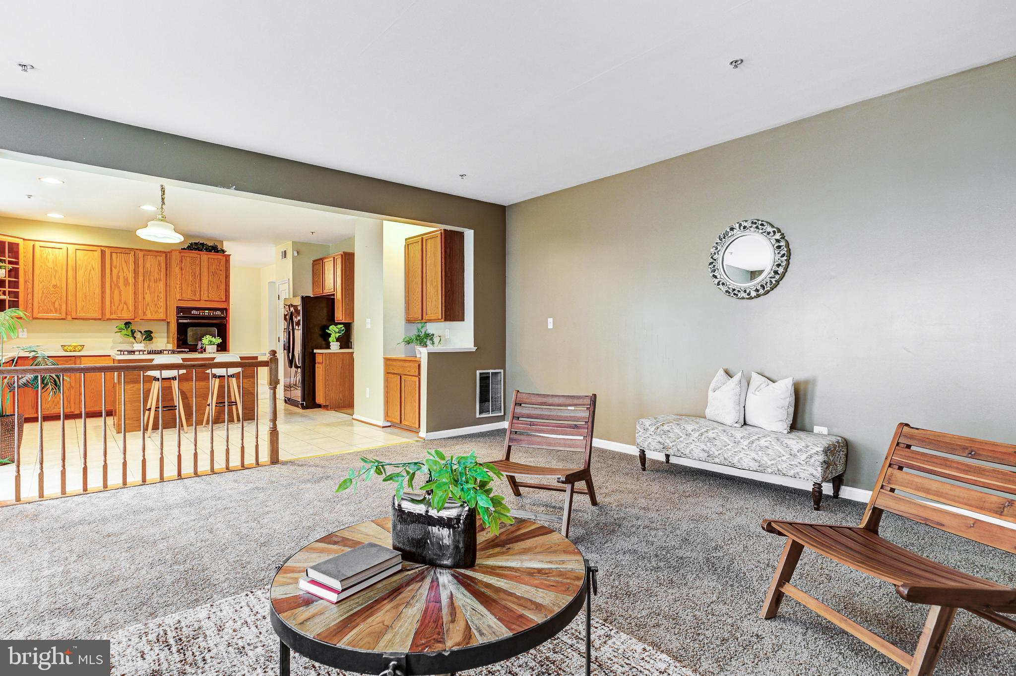 EAST HAMPTON - Residential Lease