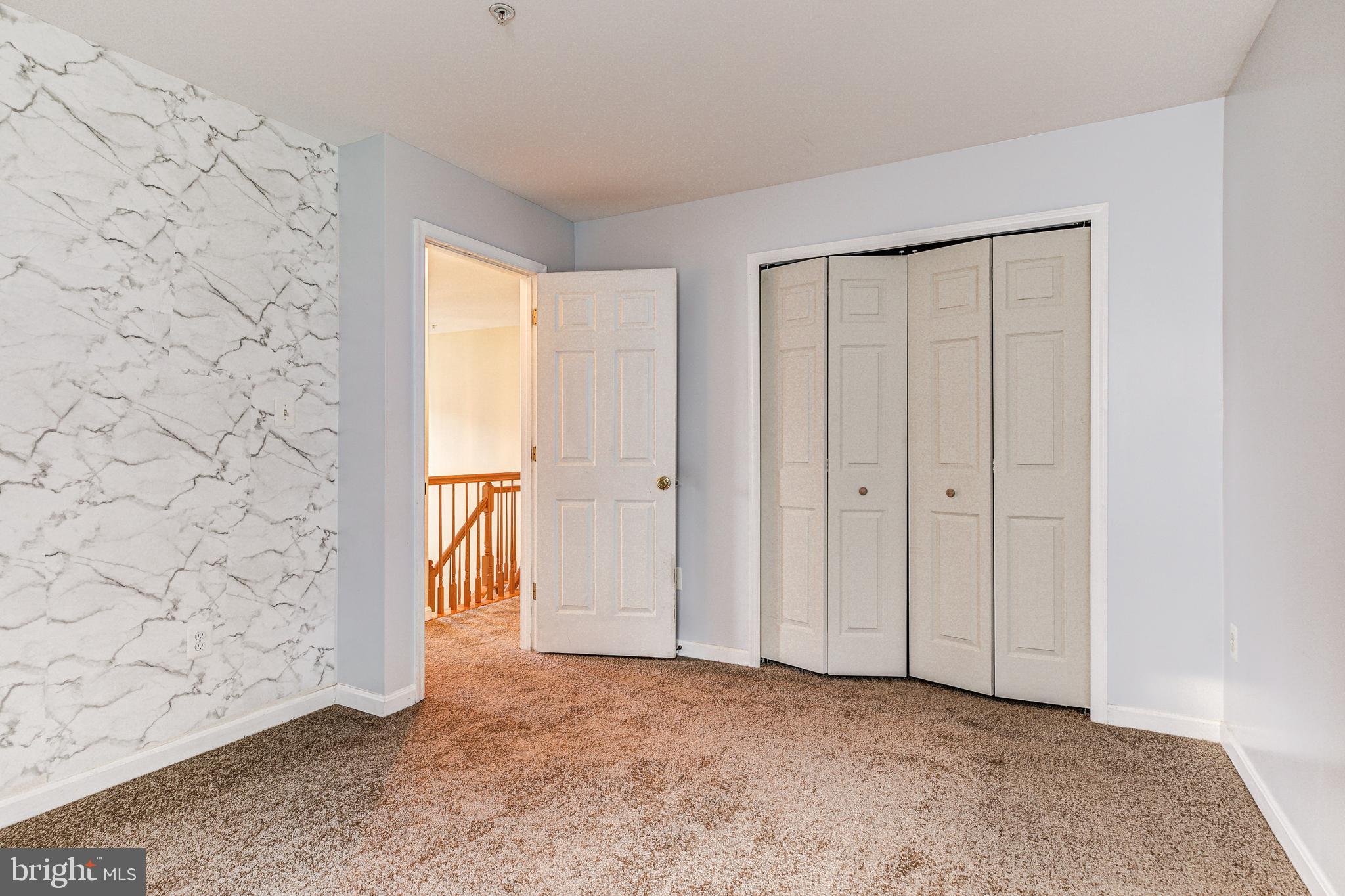 EAST HAMPTON - Residential Lease