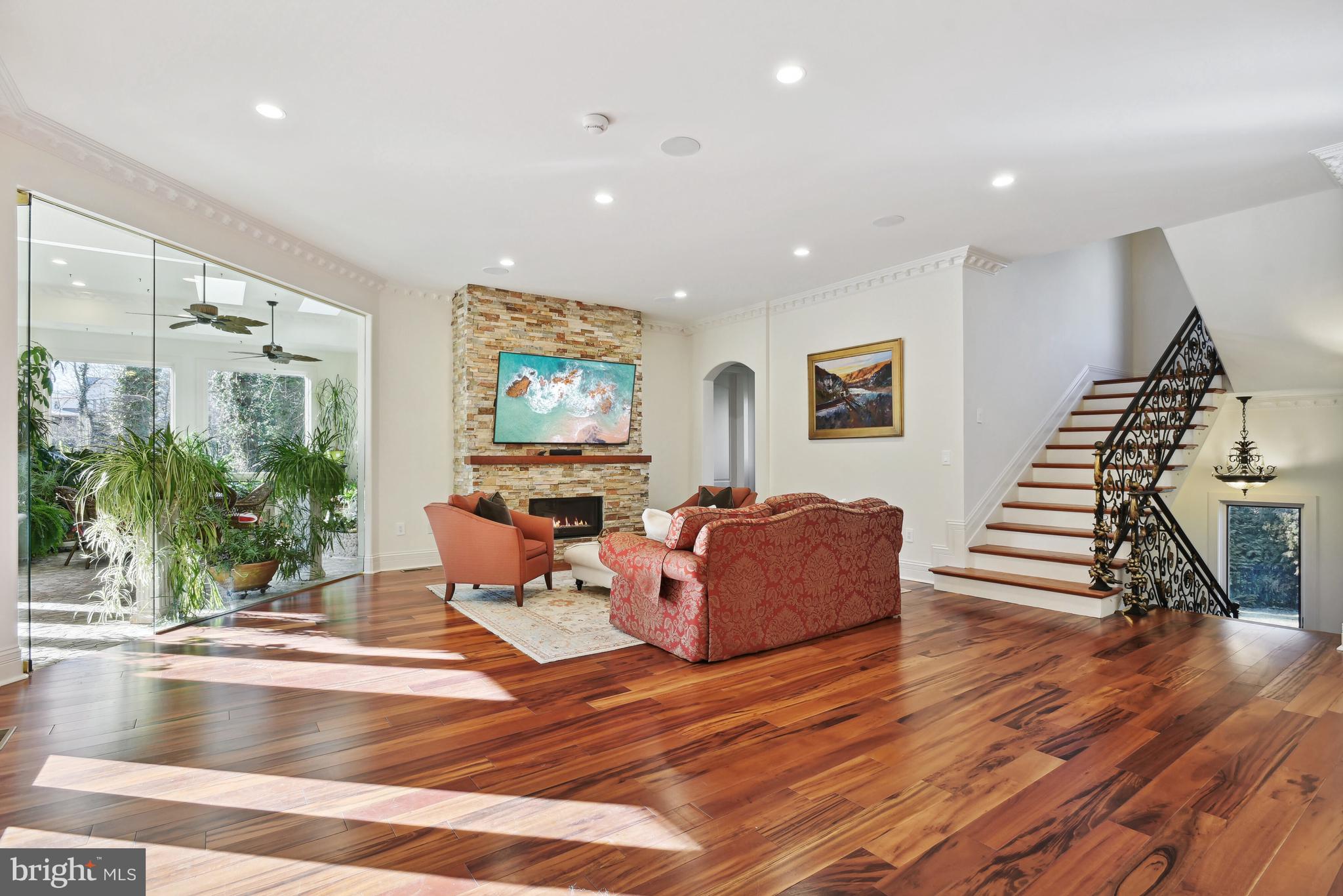 ELMWOOD ESTATES - Residential