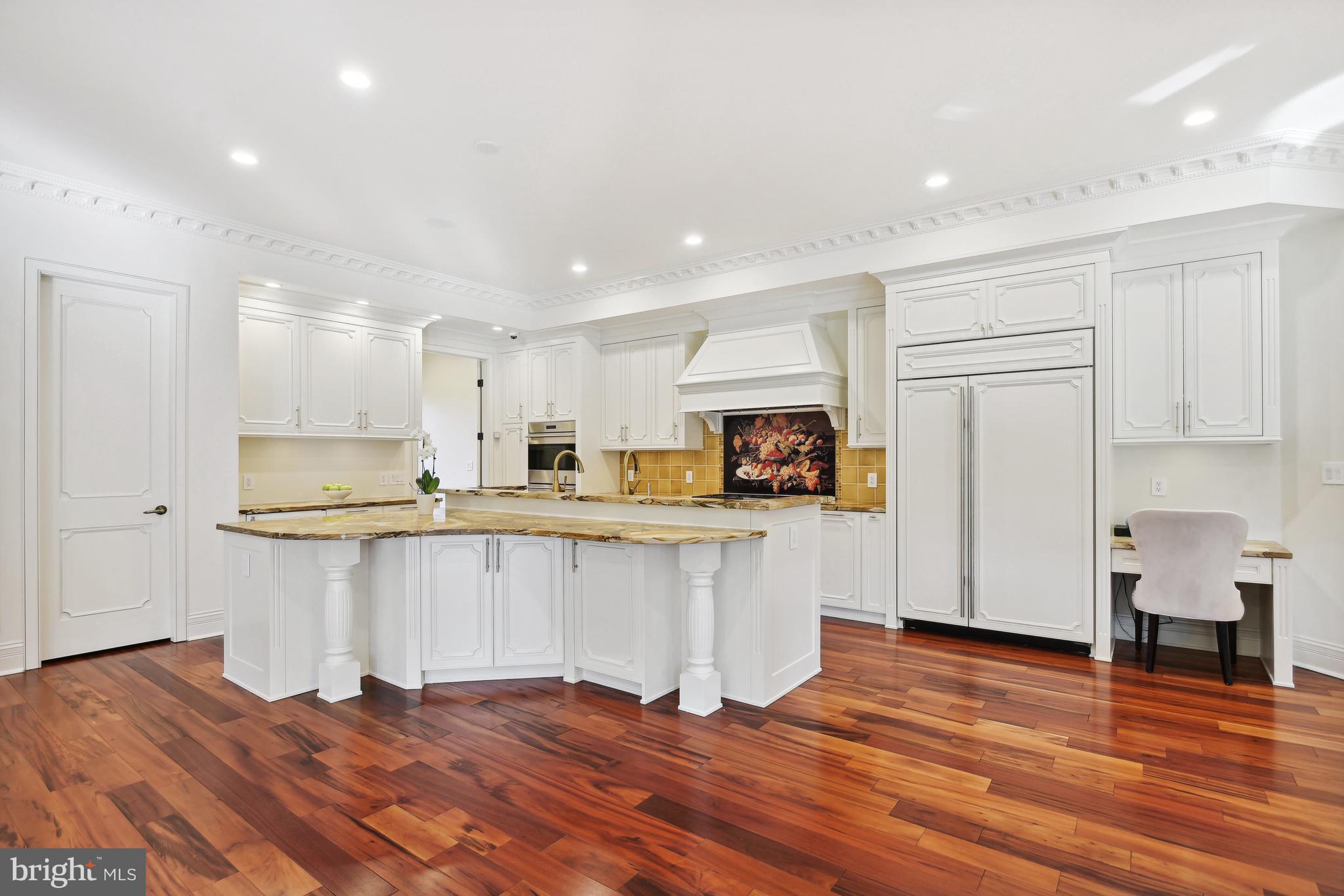 ELMWOOD ESTATES - Residential