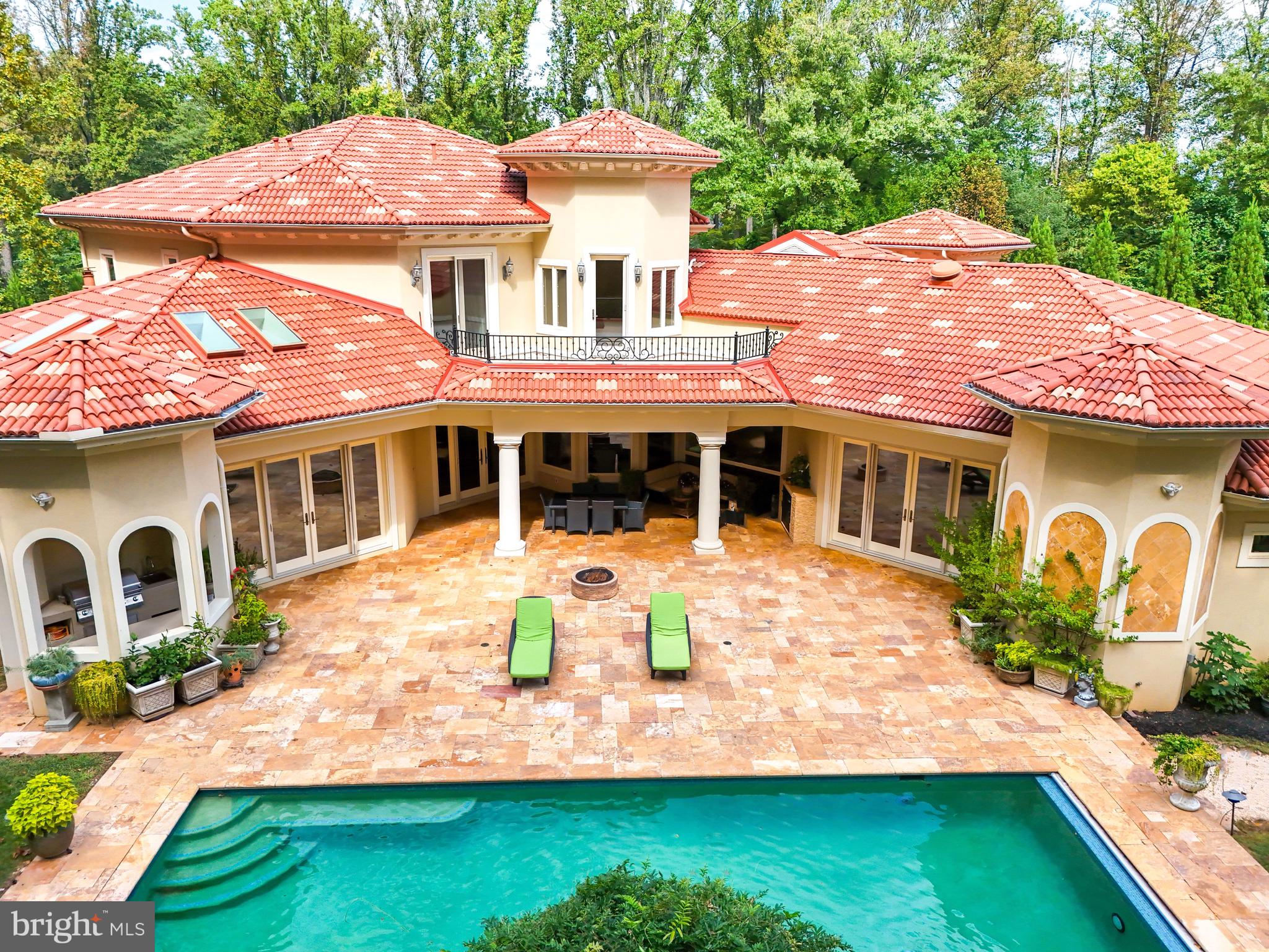 ELMWOOD ESTATES - Residential