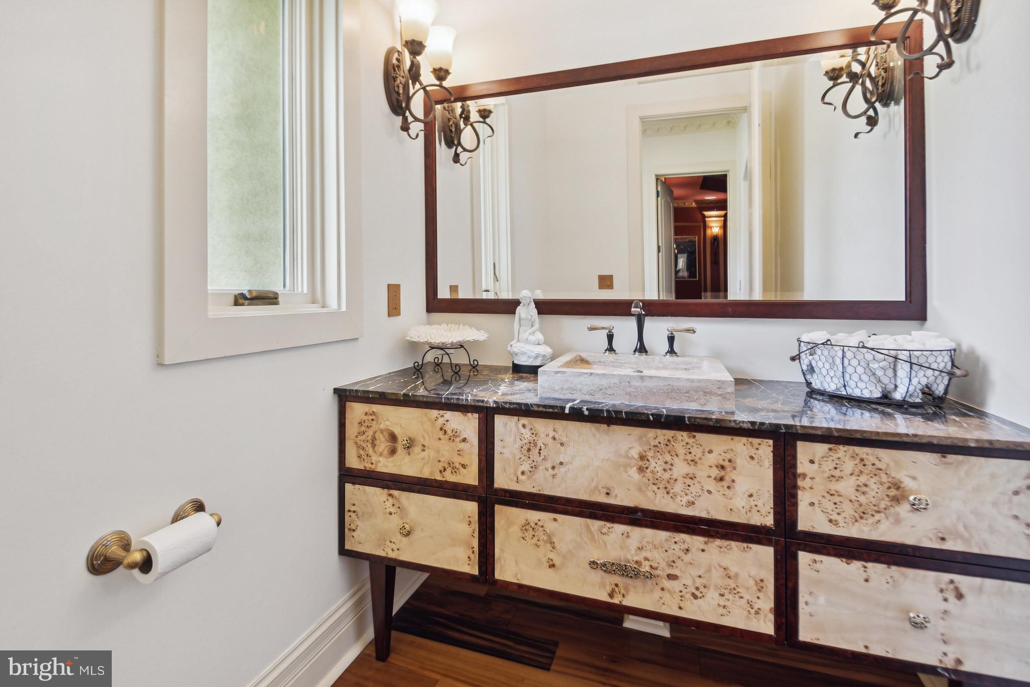 ELMWOOD ESTATES - Residential