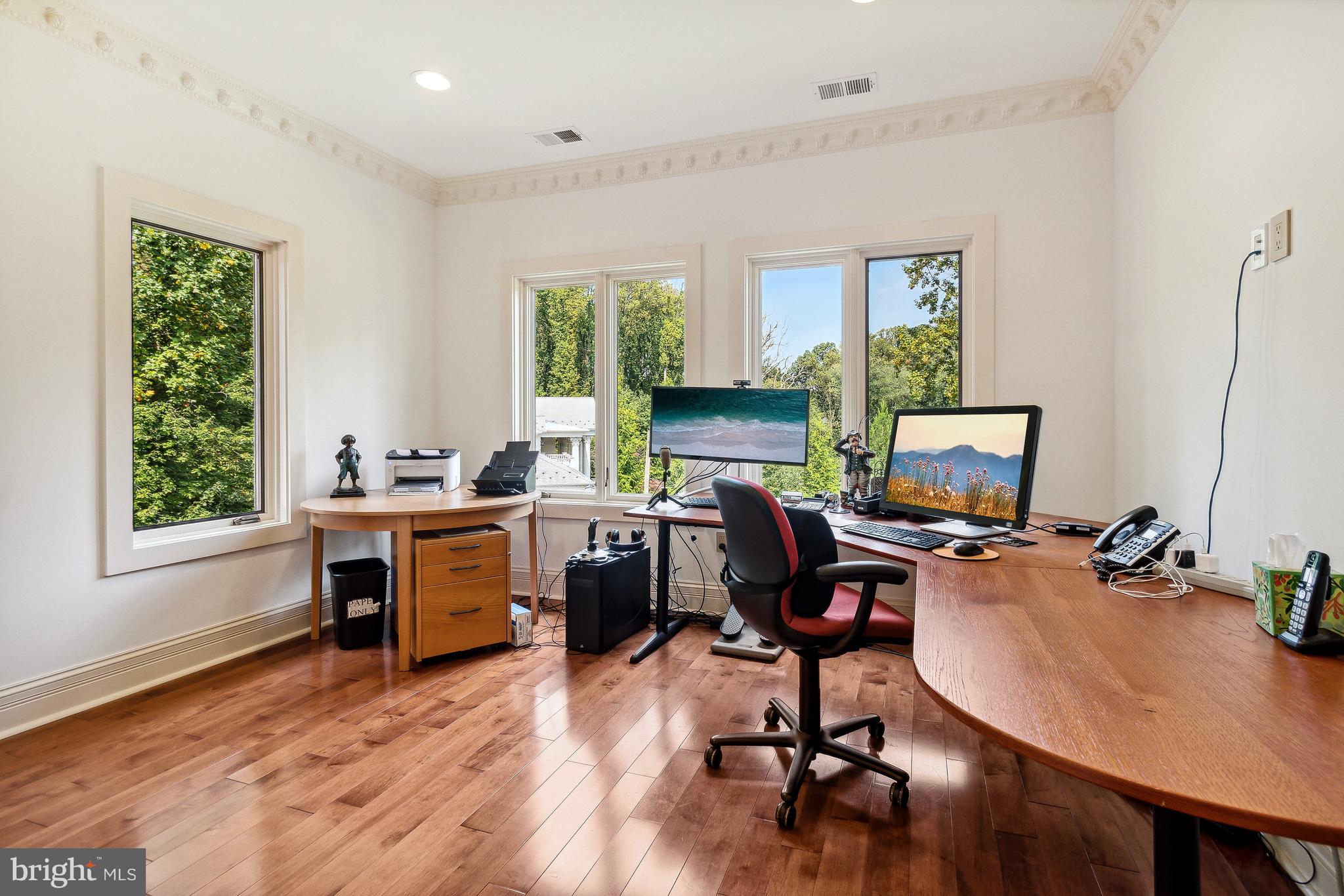 ELMWOOD ESTATES - Residential