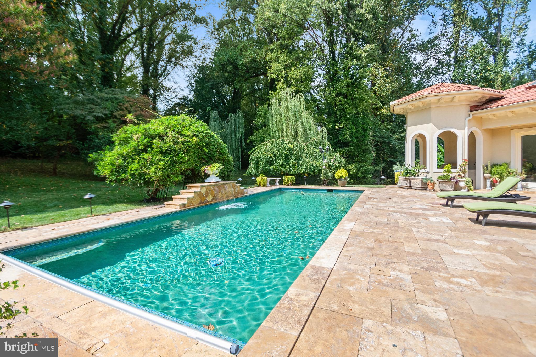 ELMWOOD ESTATES - Residential