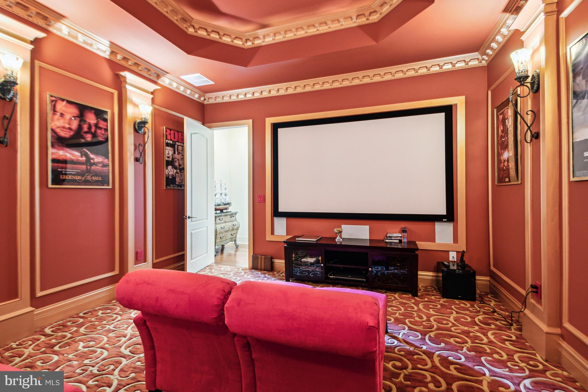 ELMWOOD ESTATES - Residential