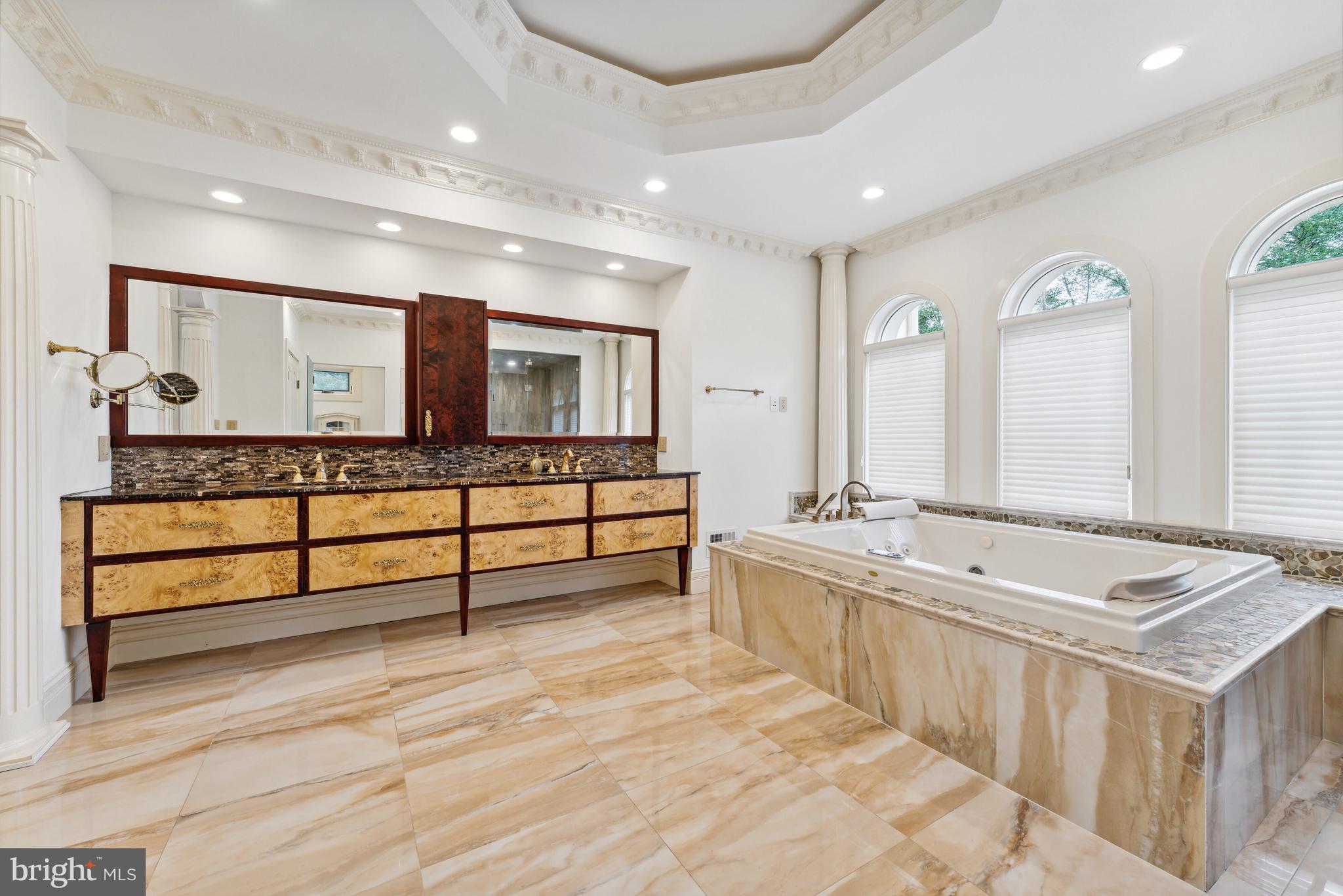 ELMWOOD ESTATES - Residential