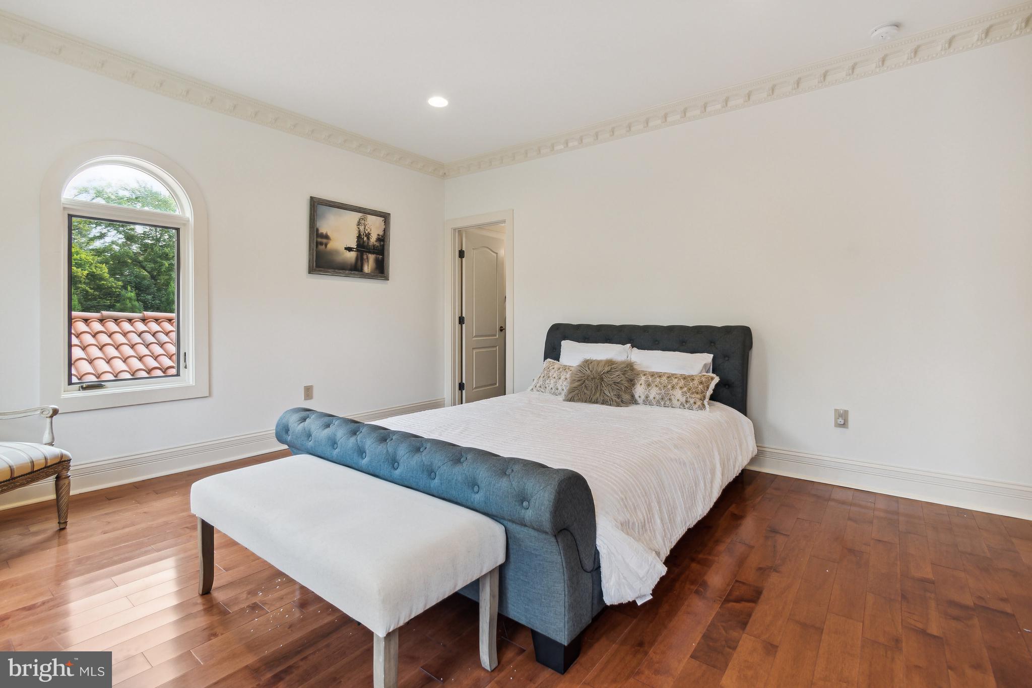 ELMWOOD ESTATES - Residential