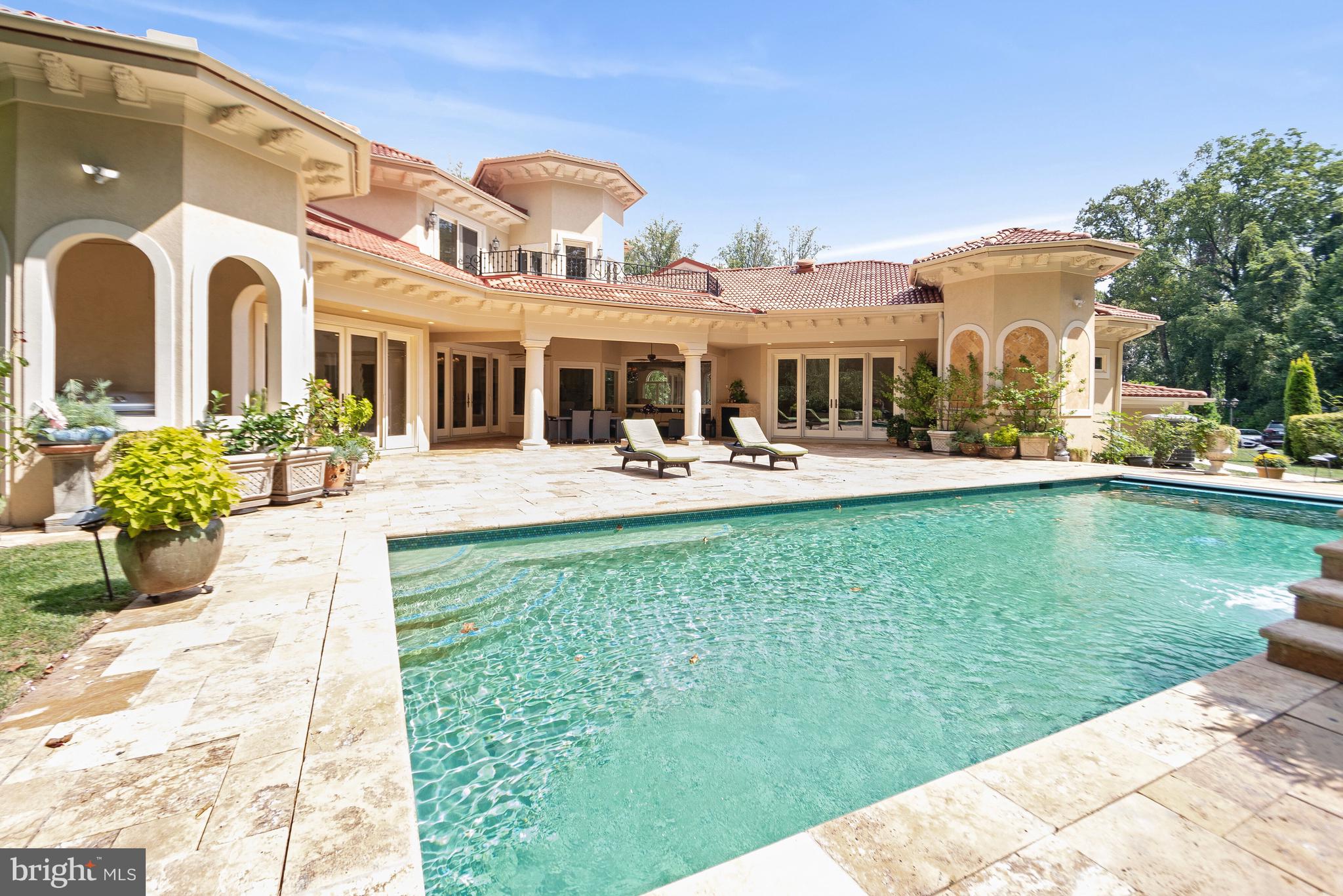 ELMWOOD ESTATES - Residential