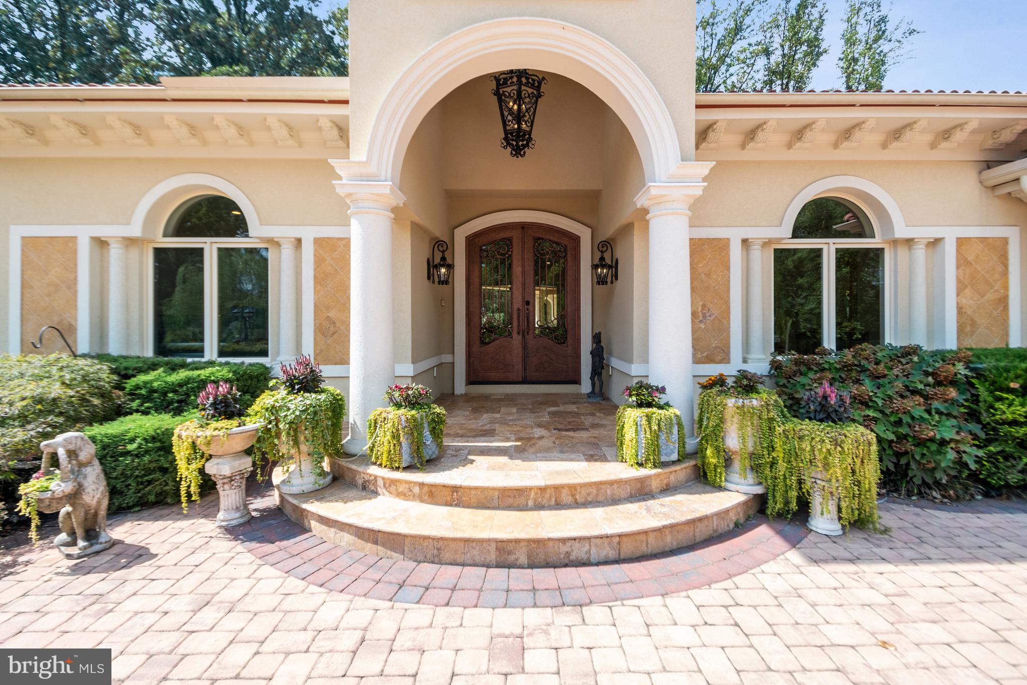 ELMWOOD ESTATES - Residential