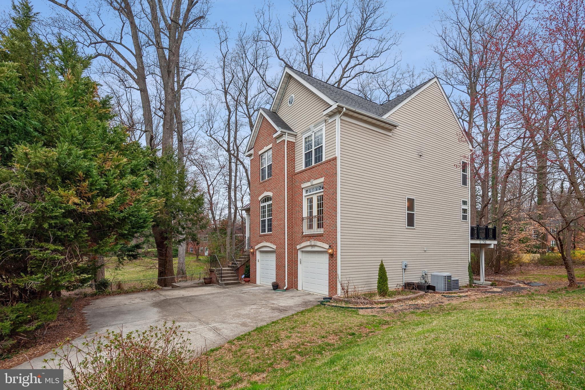 NUTLEY LEE HIGHWAY - Residential Lease