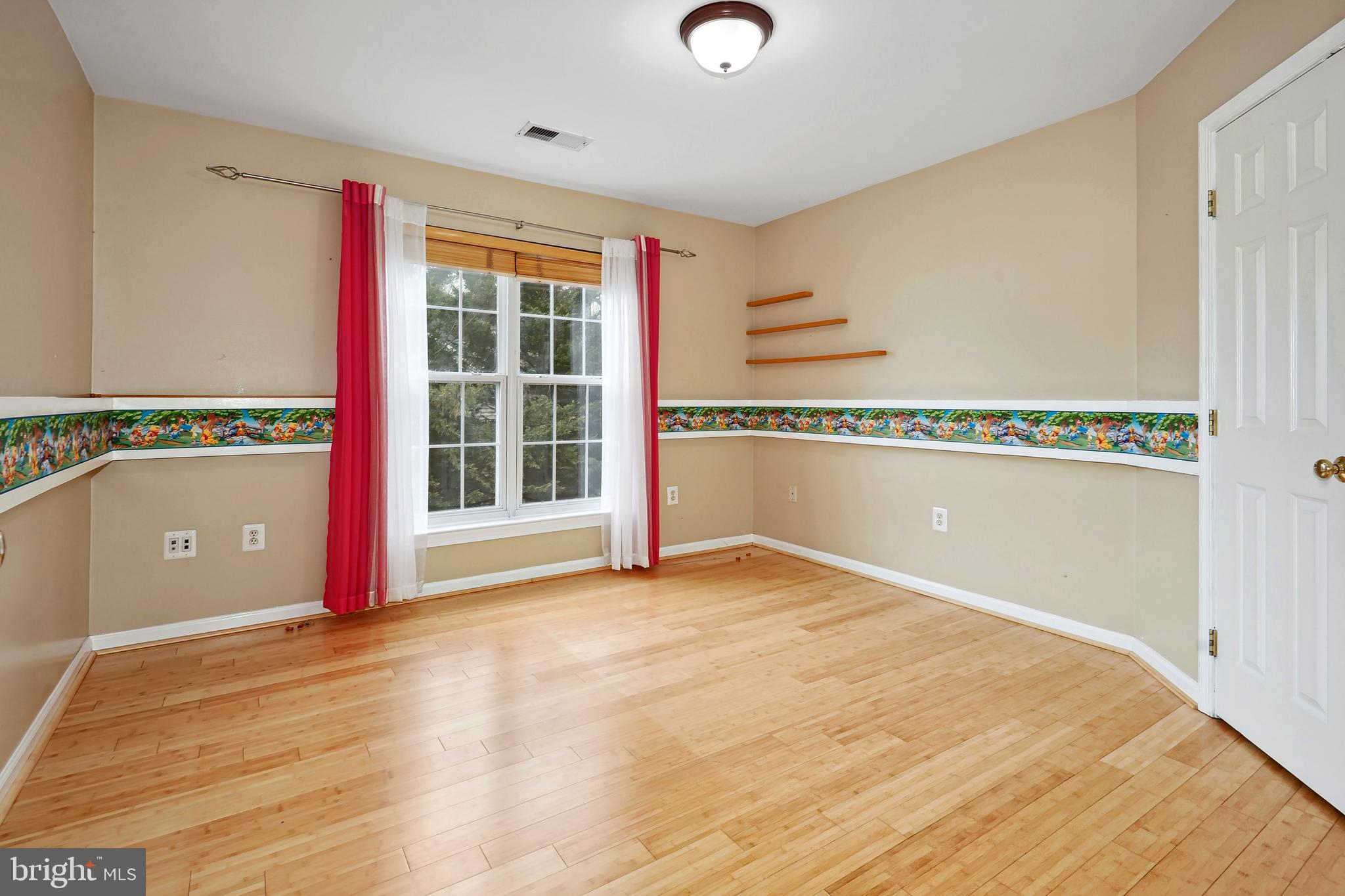 NUTLEY LEE HIGHWAY - Residential Lease