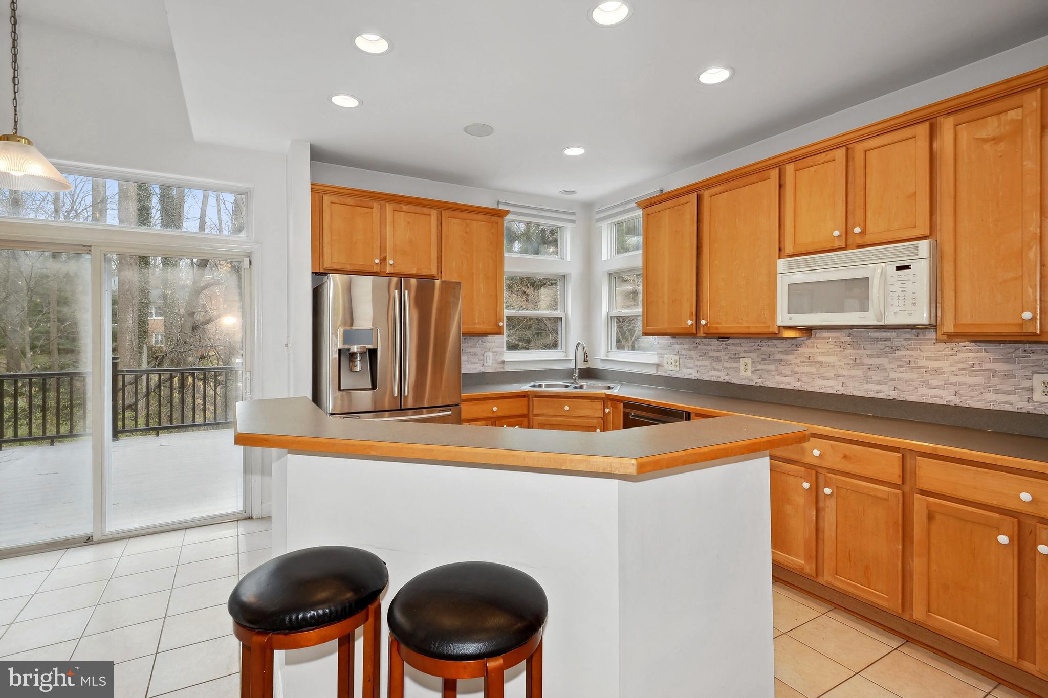 NUTLEY LEE HIGHWAY - Residential Lease