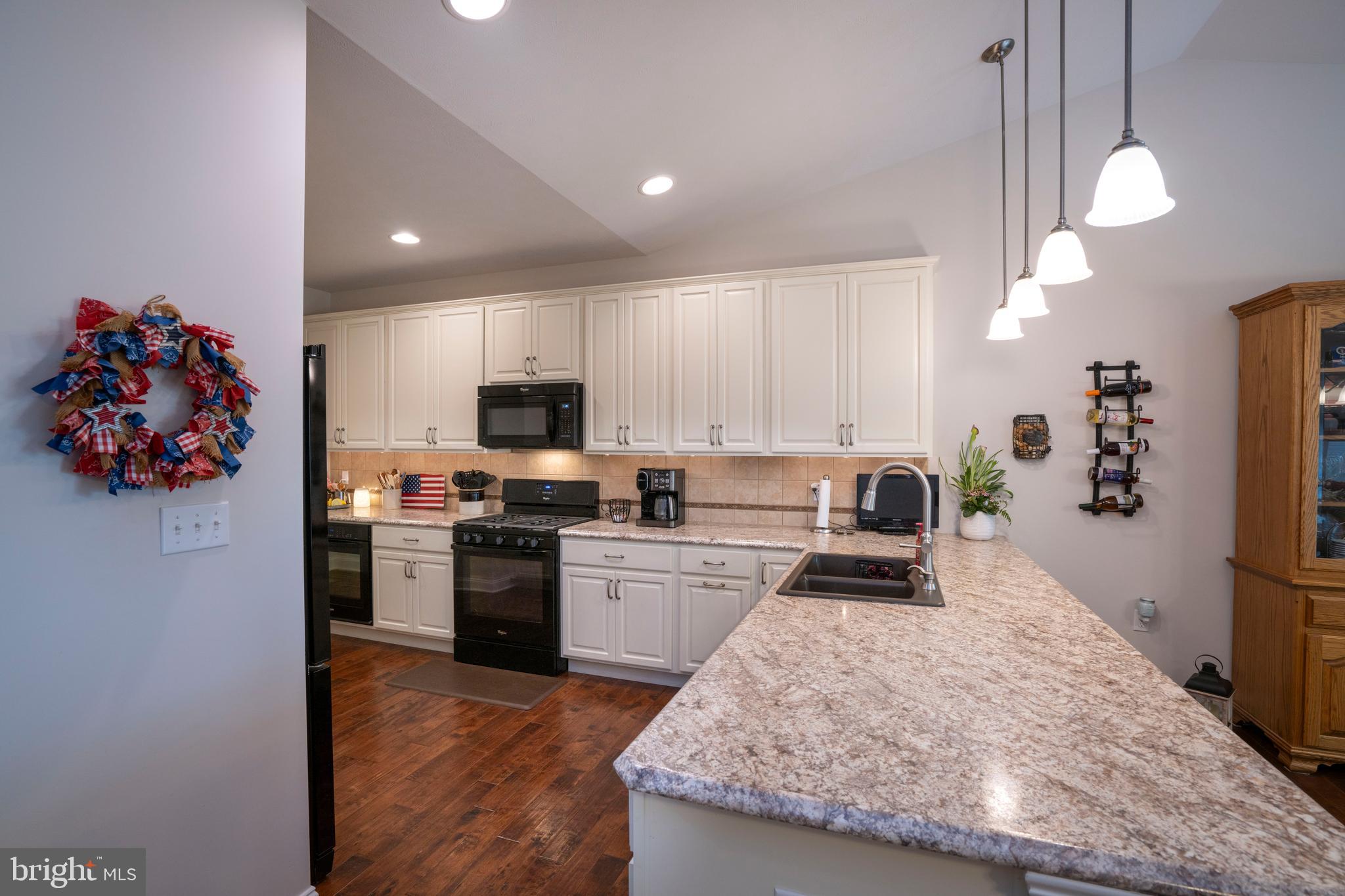 ROSEWOOD COVE - Residential