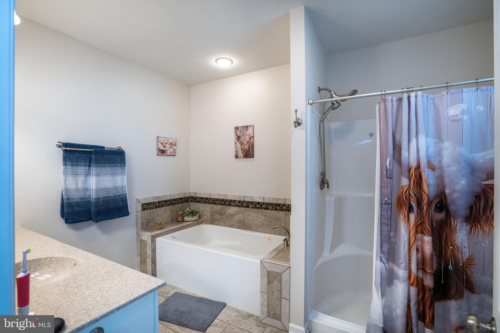 ROSEWOOD COVE - Residential