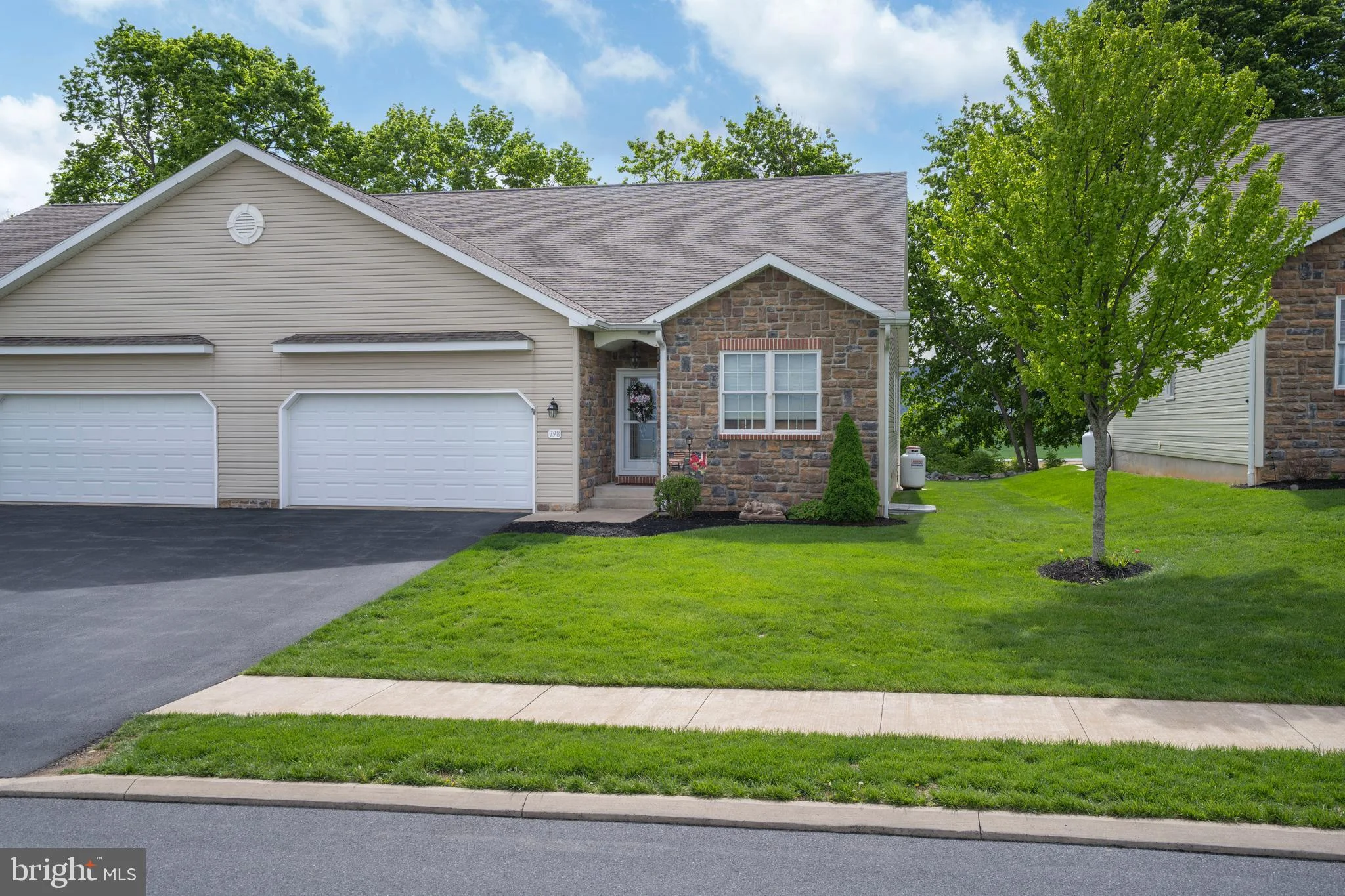 198 Rosewood Cove