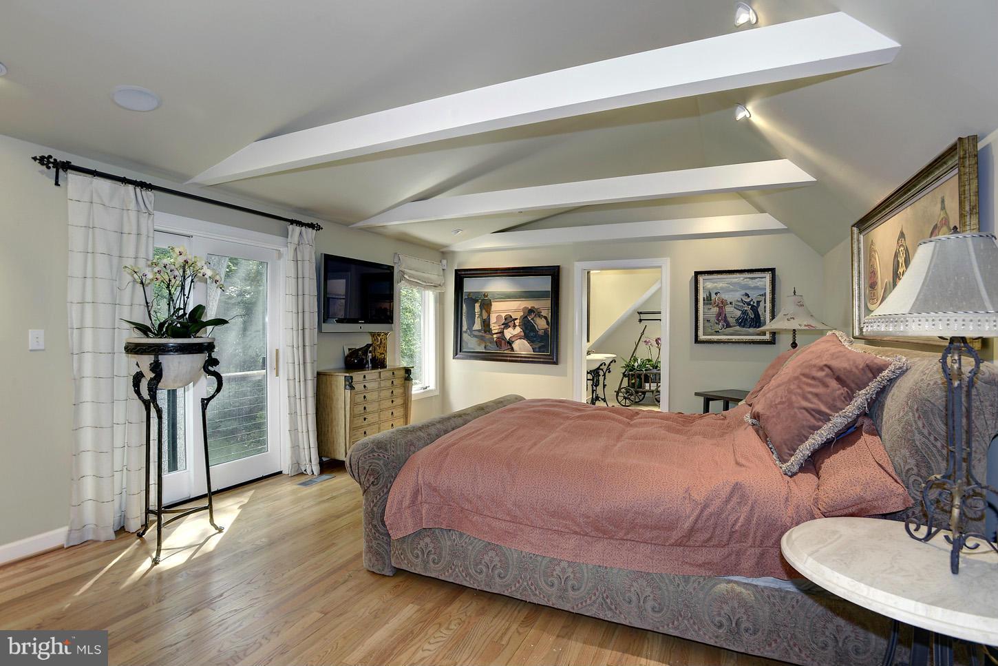 GARRETT PARK - Residential