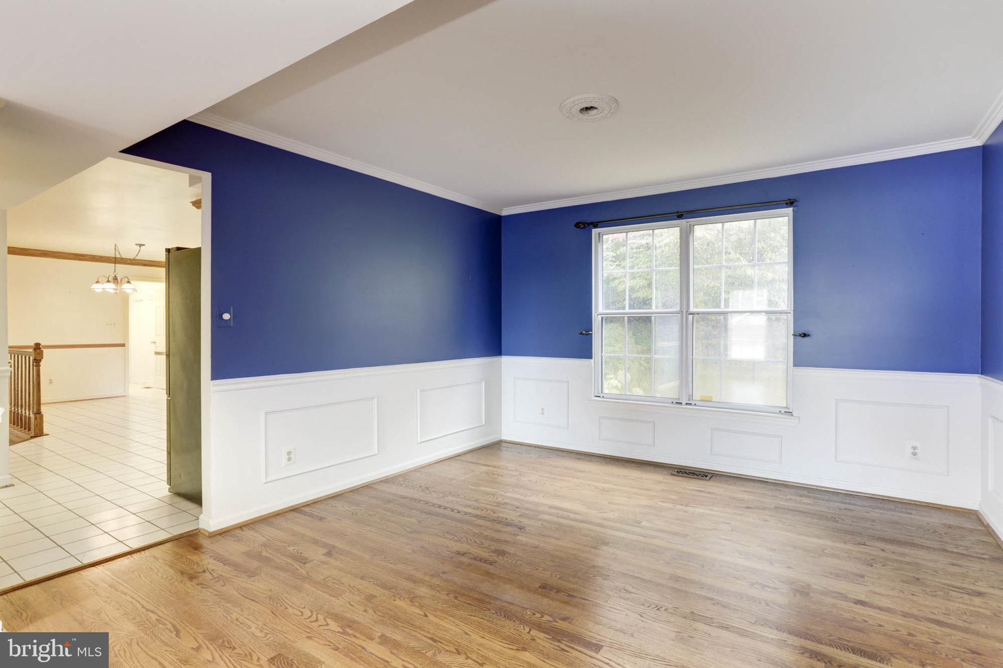 WARREN MANOR - Residential