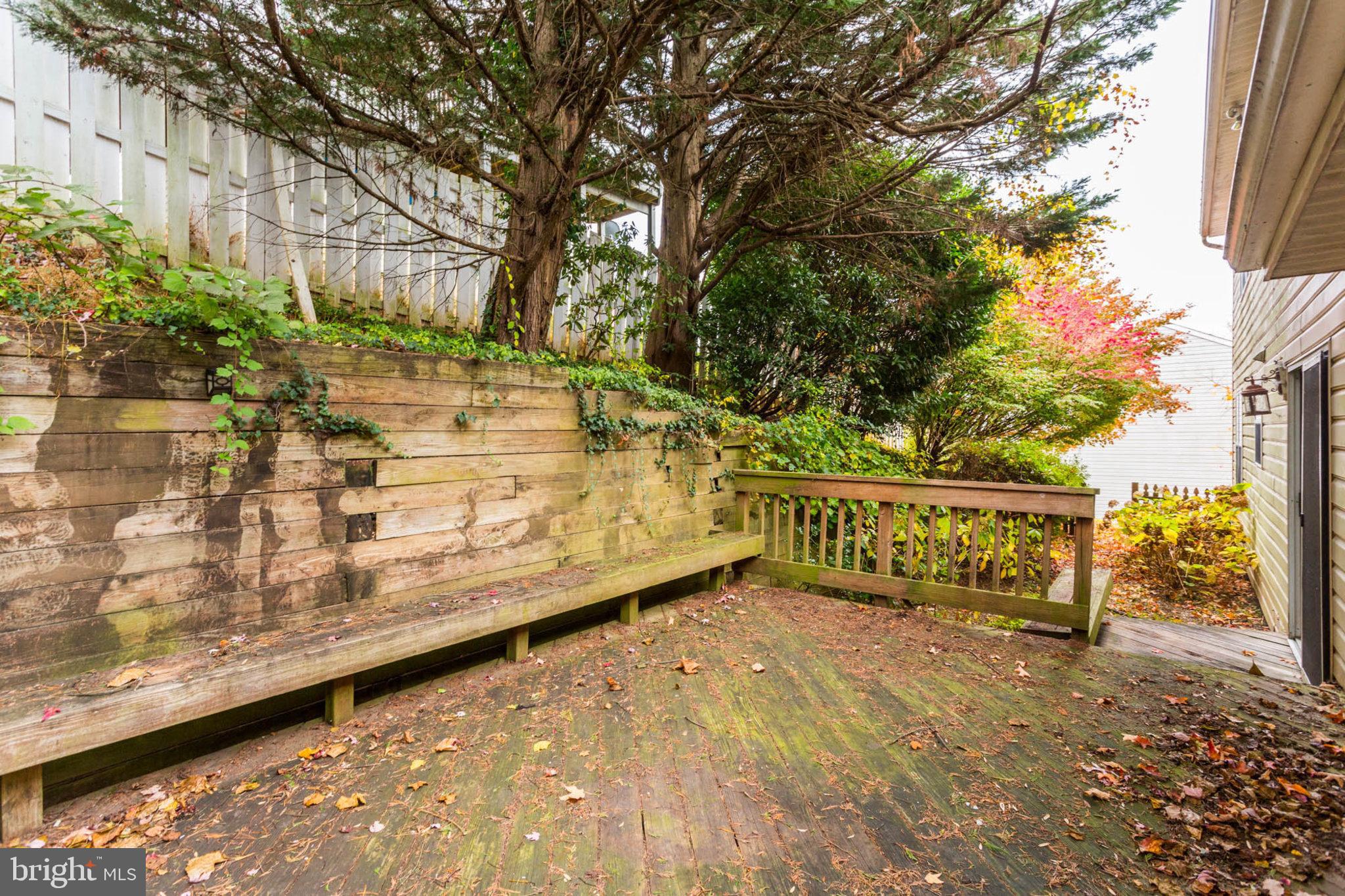 WARREN MANOR - Residential