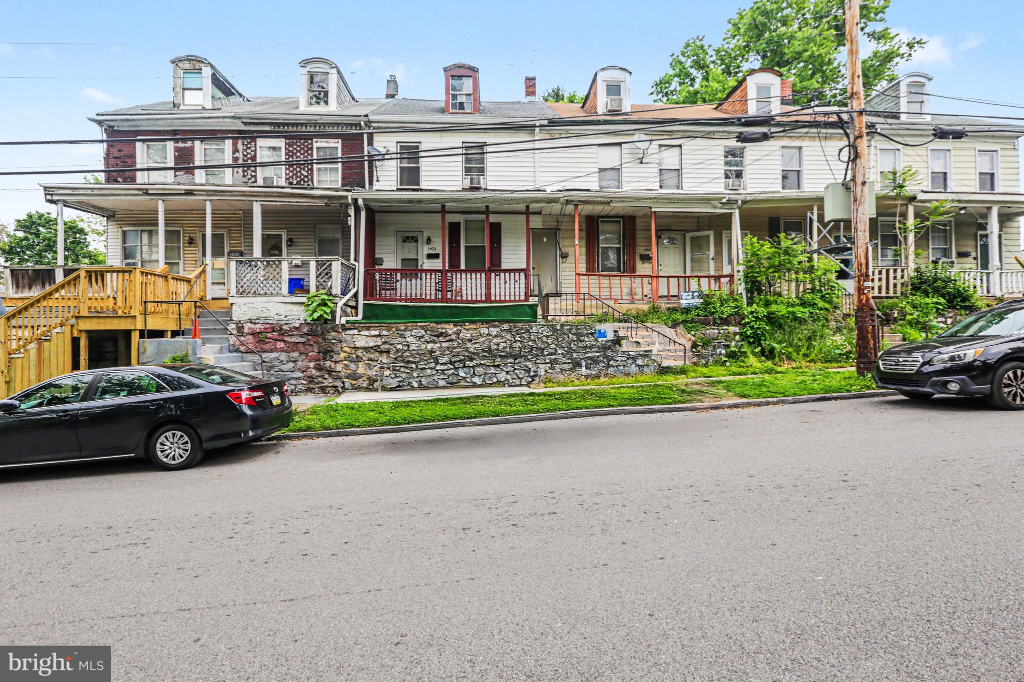 1405 S 12TH STREET