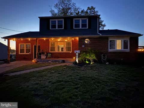 Homes For Sale - 40 Woodlane Drive<br/> Camden County, BLACKWOOD, NJ 08012