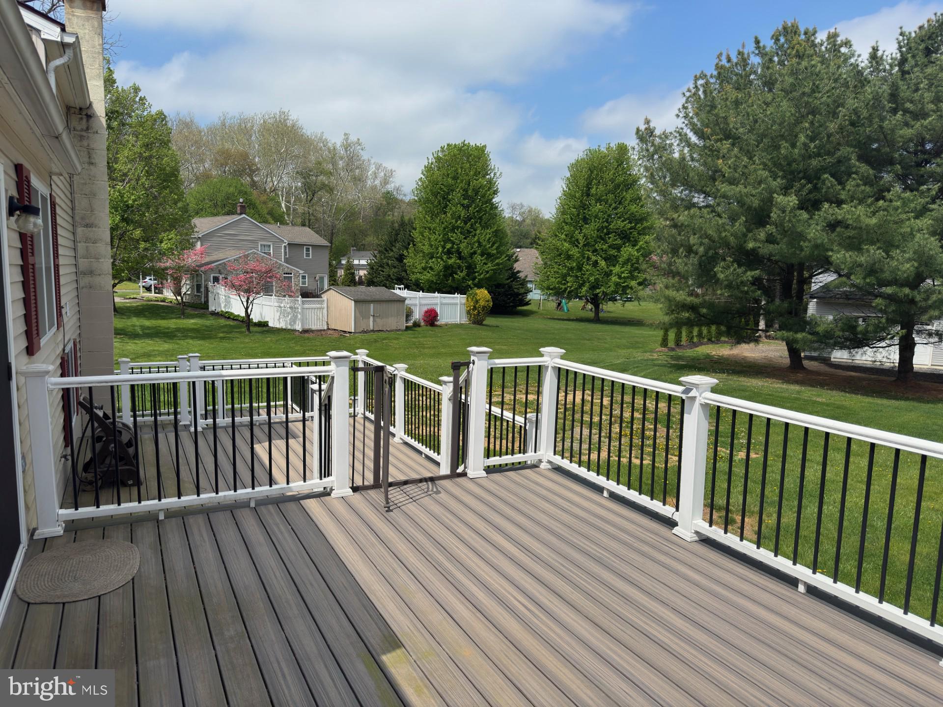 HEMPFIELD AREA - Residential