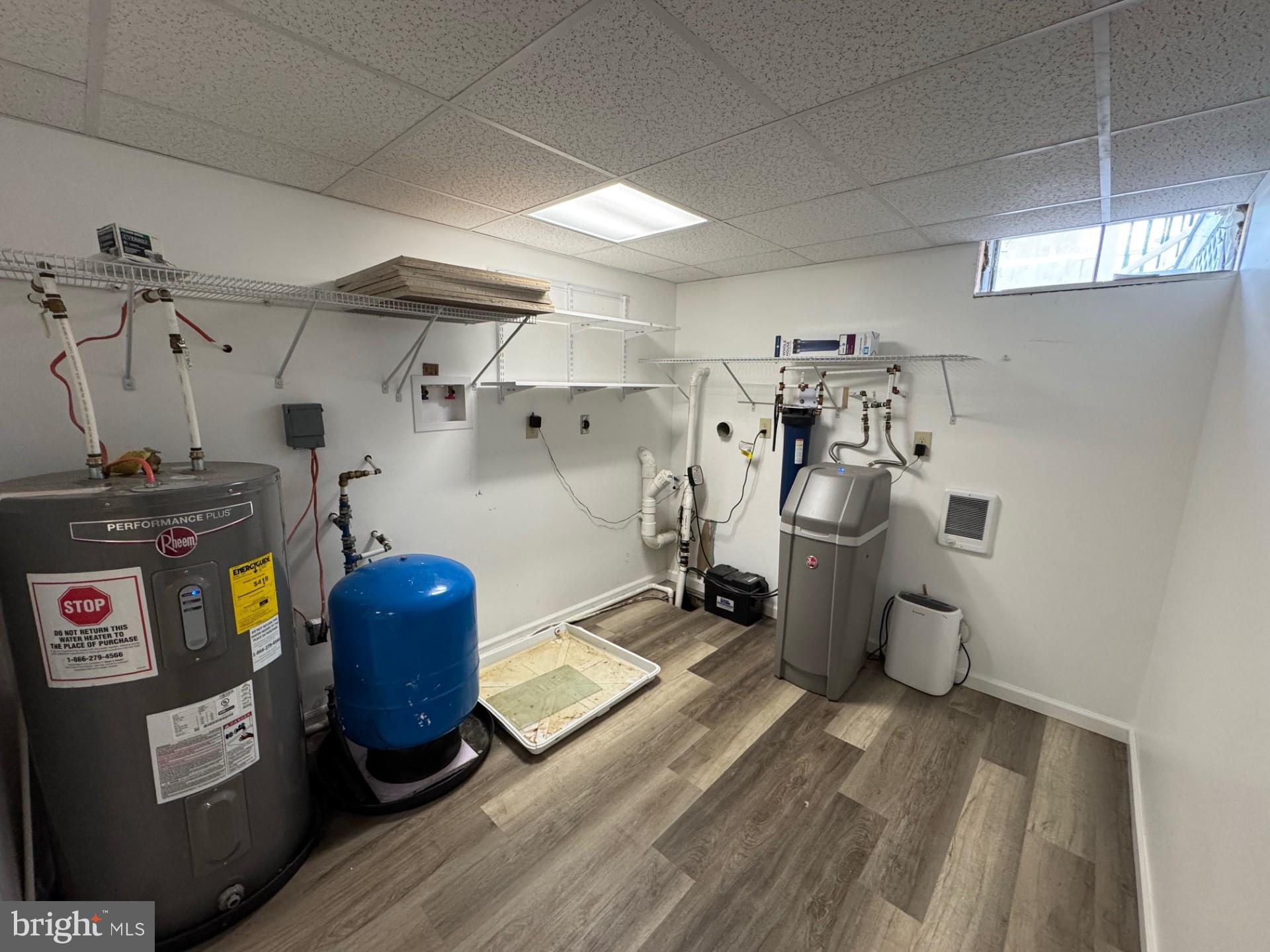 HEMPFIELD AREA - Residential