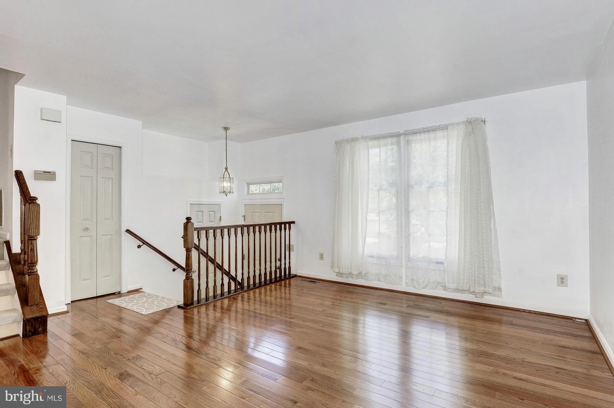 WOODSTONE - Residential