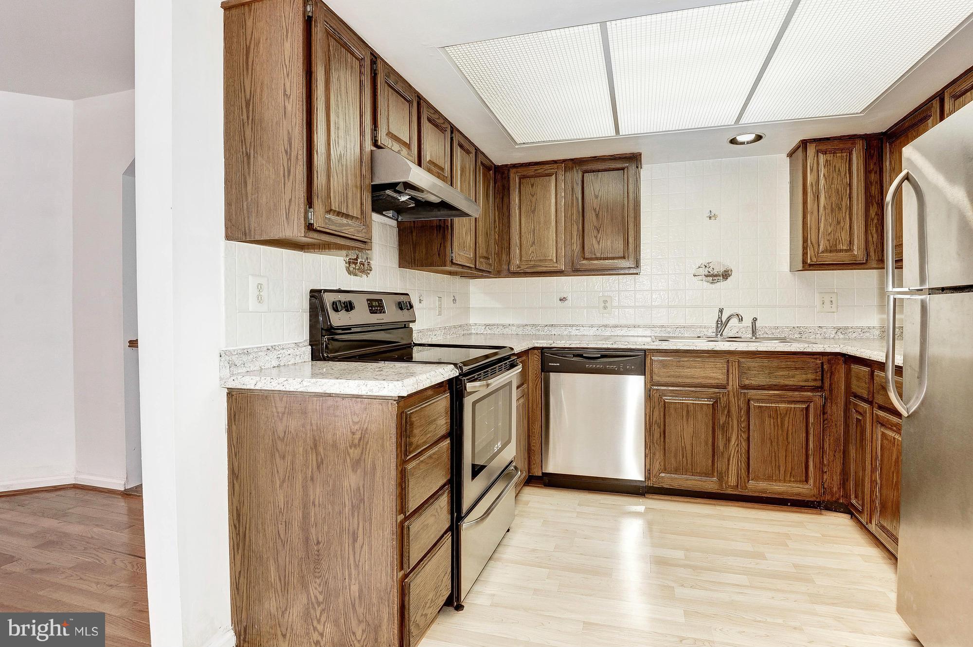 WOODSTONE - Residential