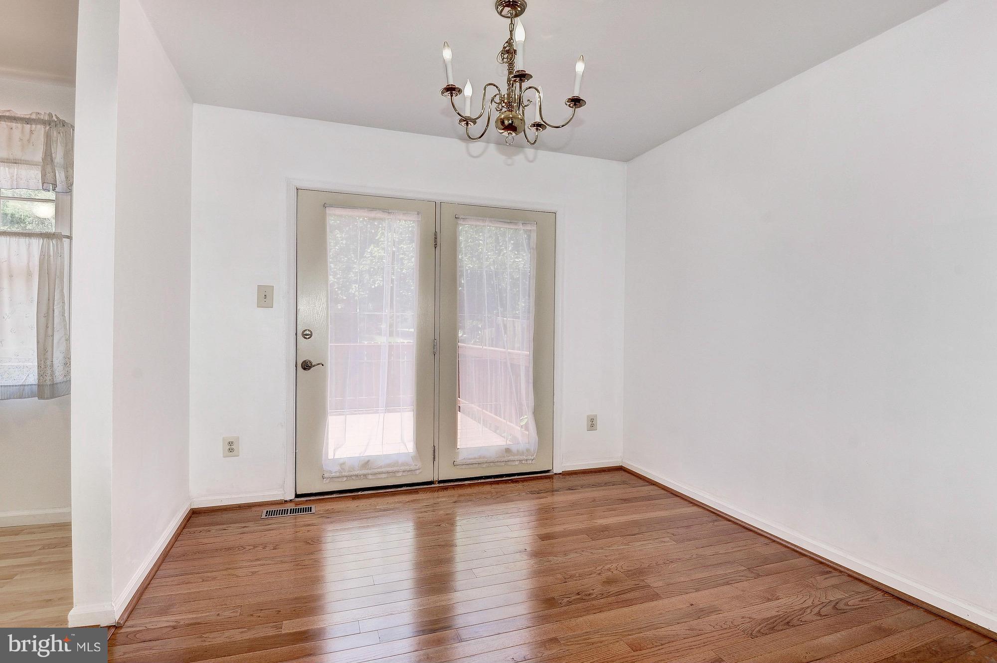 WOODSTONE - Residential