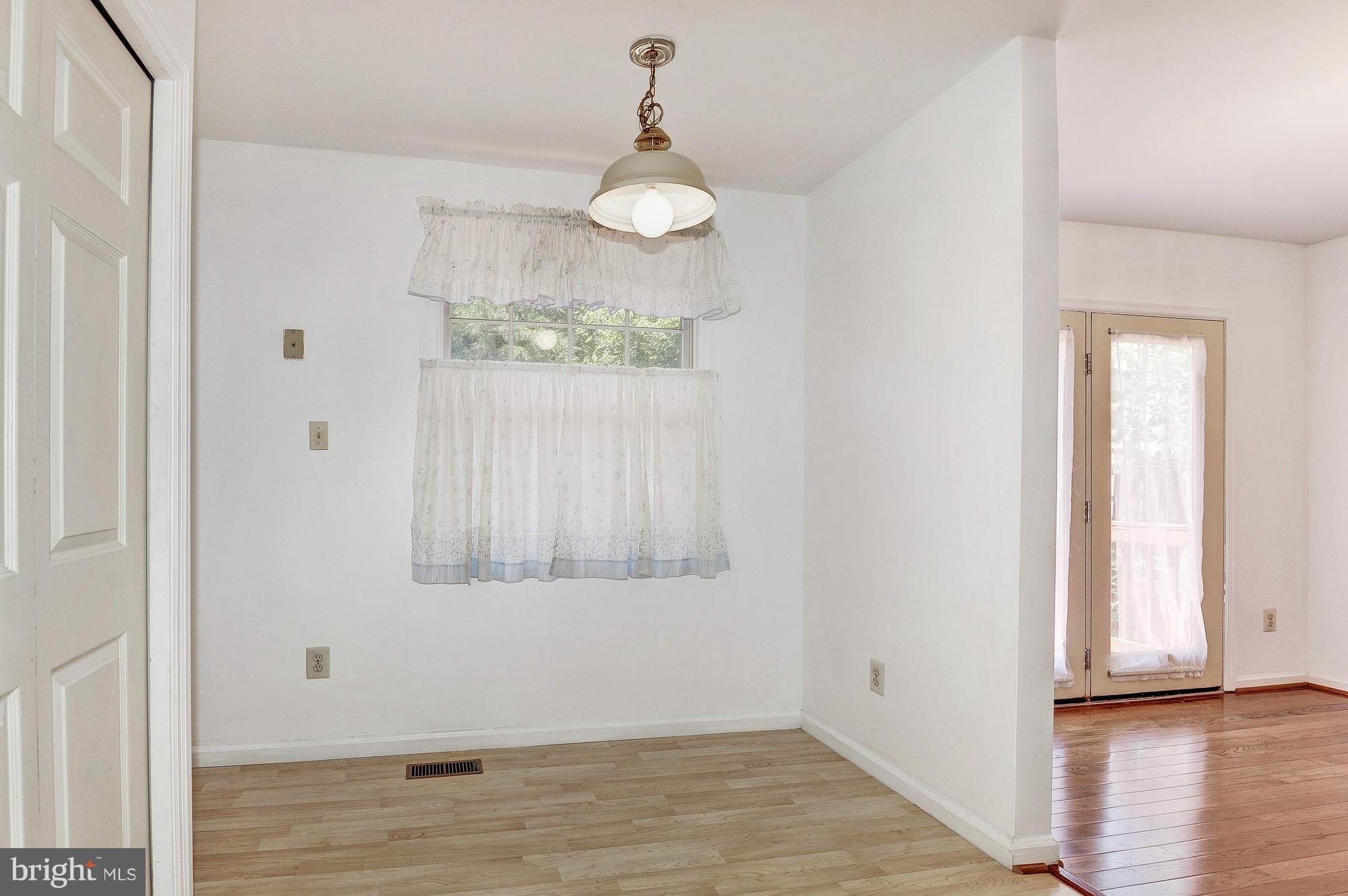 WOODSTONE - Residential