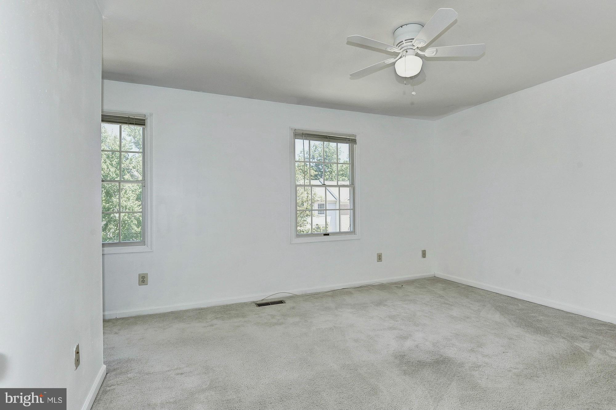 WOODSTONE - Residential