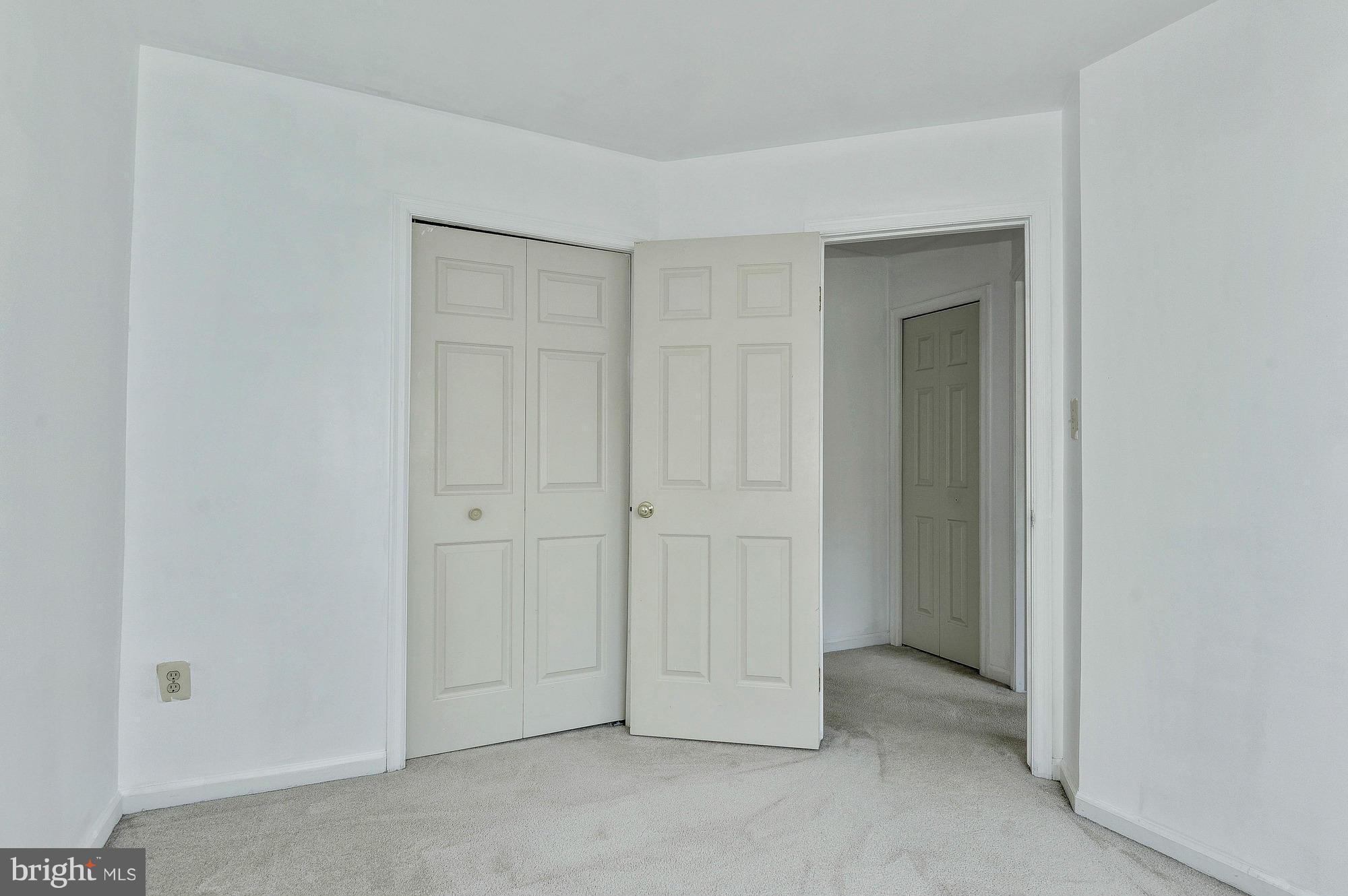 WOODSTONE - Residential