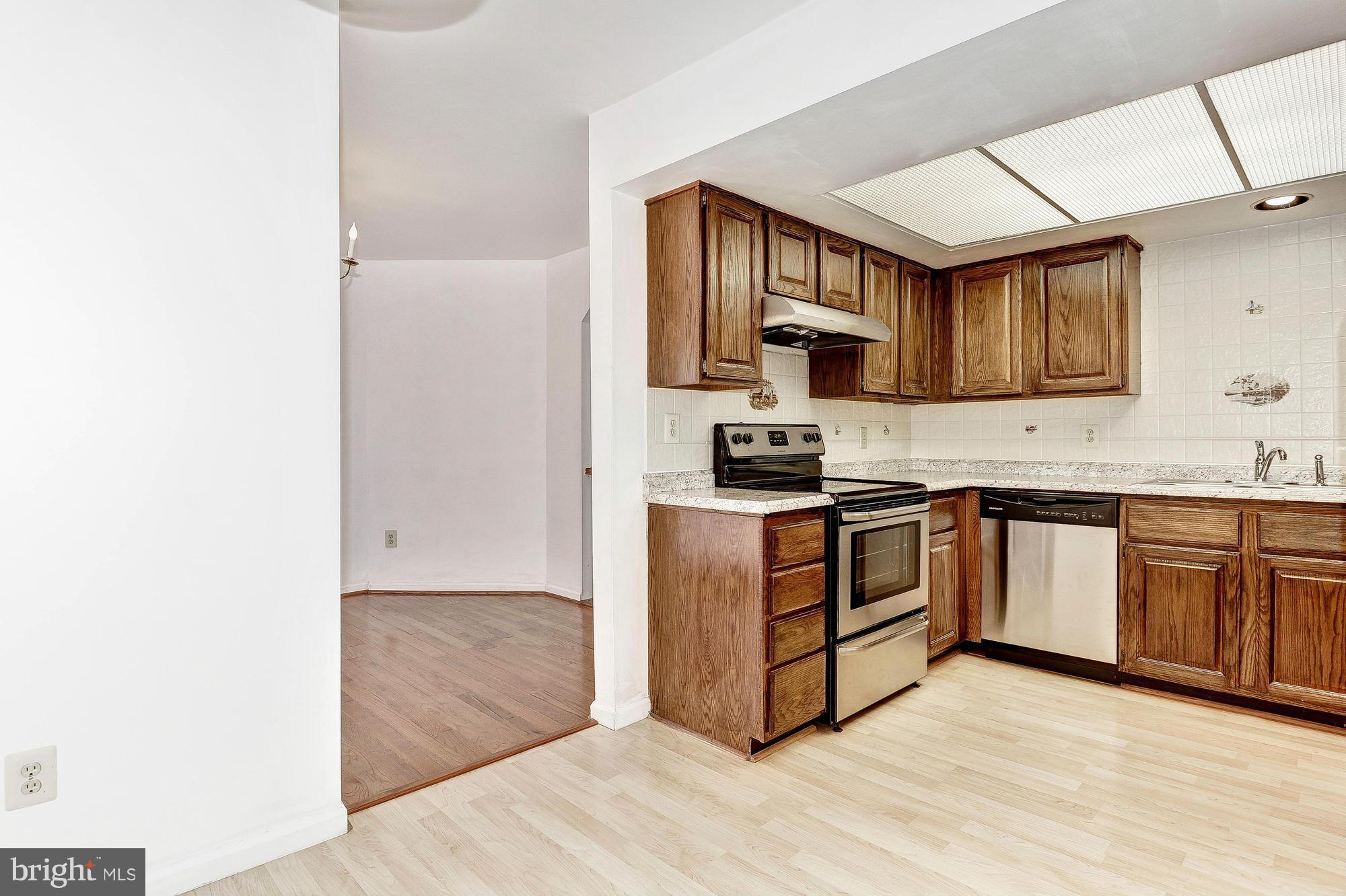 WOODSTONE - Residential