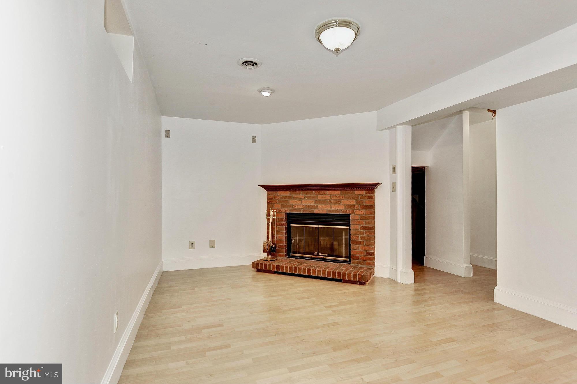 WOODSTONE - Residential