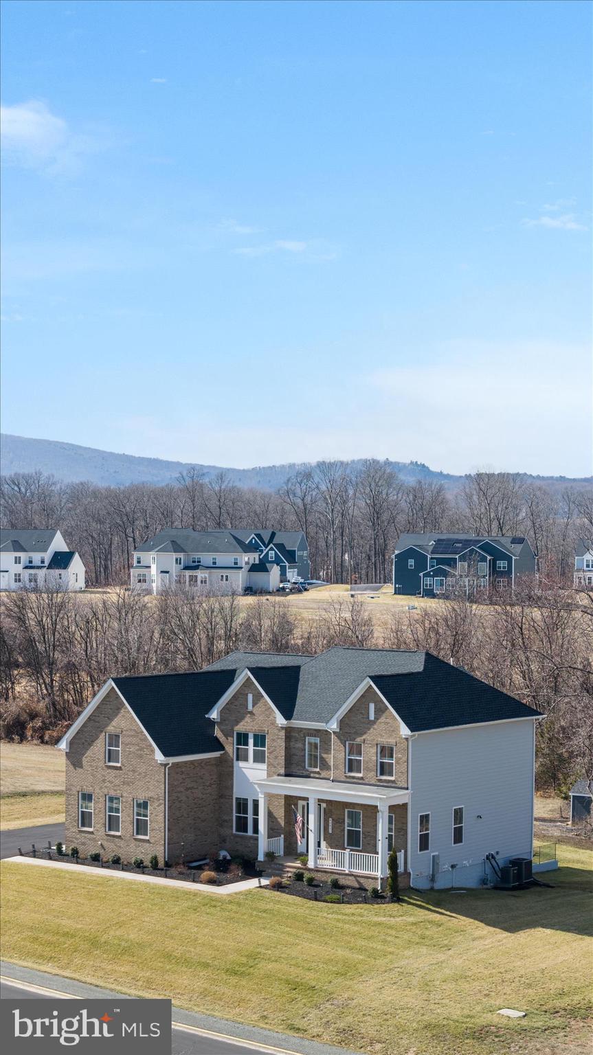 TANAGER - Residential