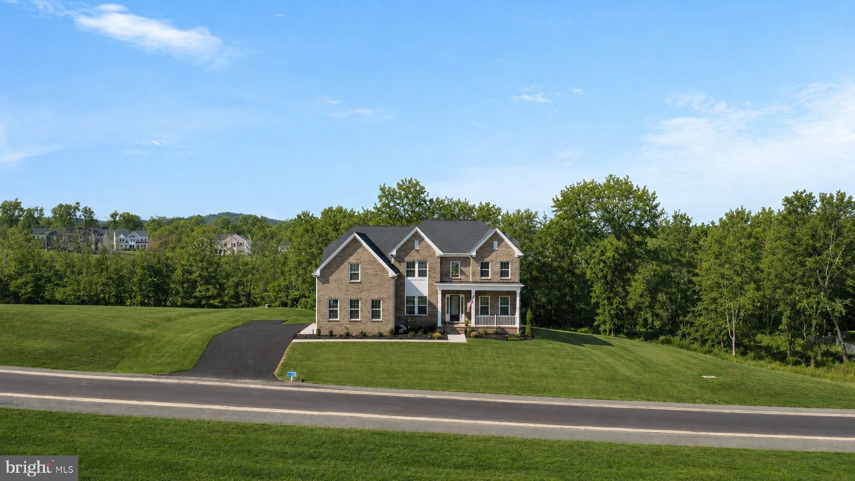 TANAGER - Residential