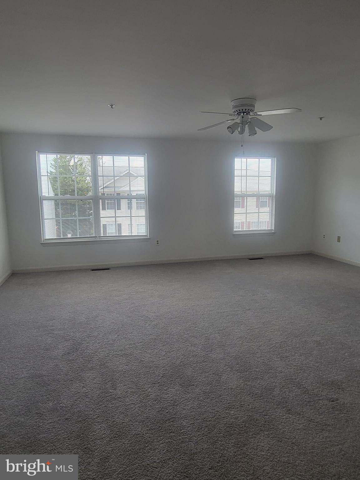 COLUMBIA PARK - Residential