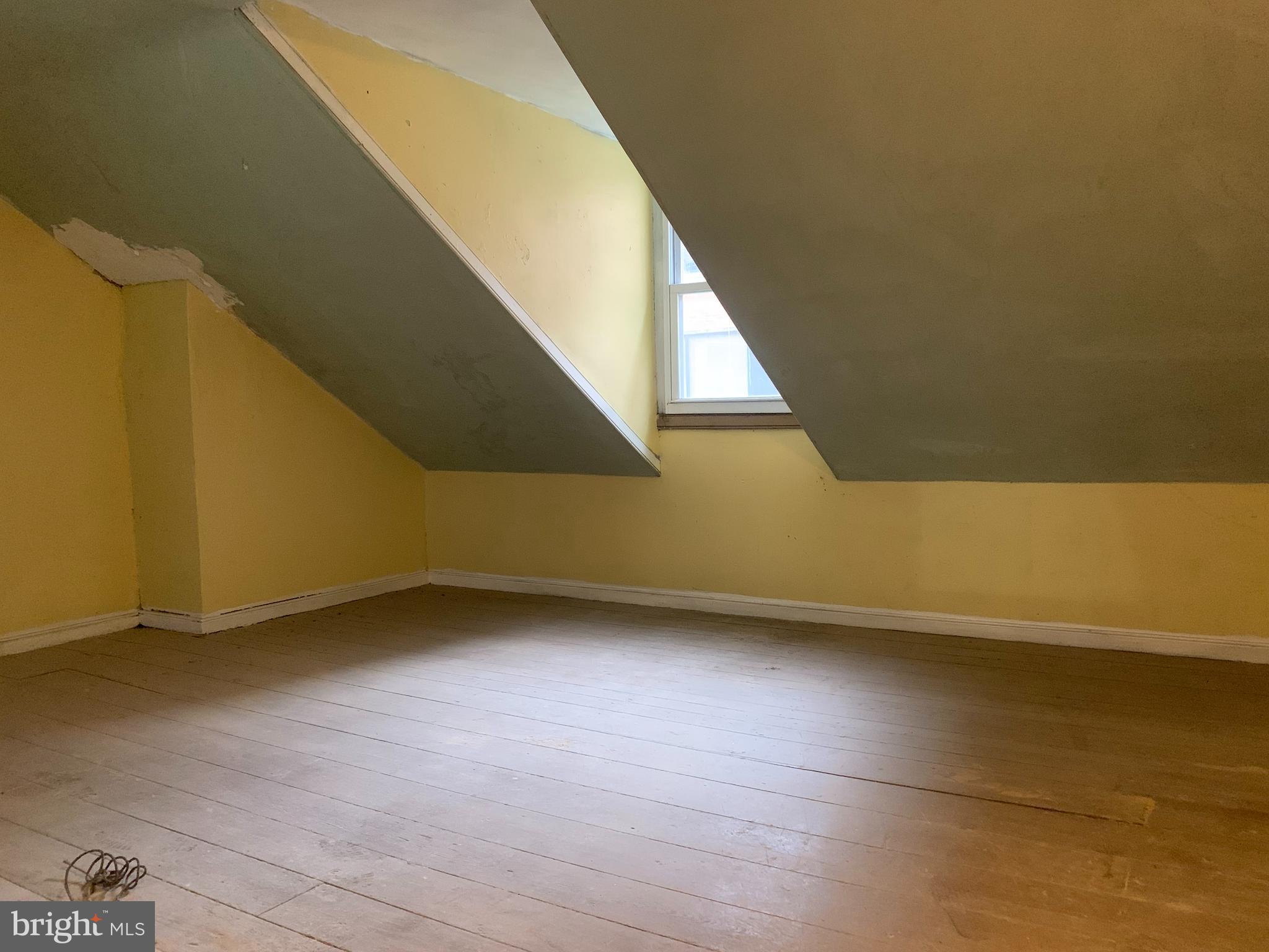 HARRISBURG HISTORIC DISTR - Residential Income