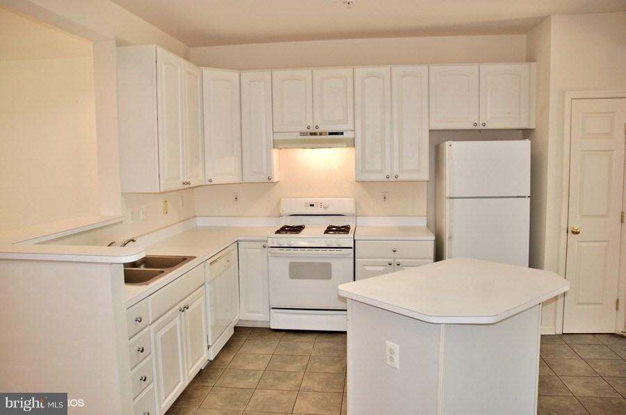 BCKGHM CND@OWGS MS NW TN - Residential