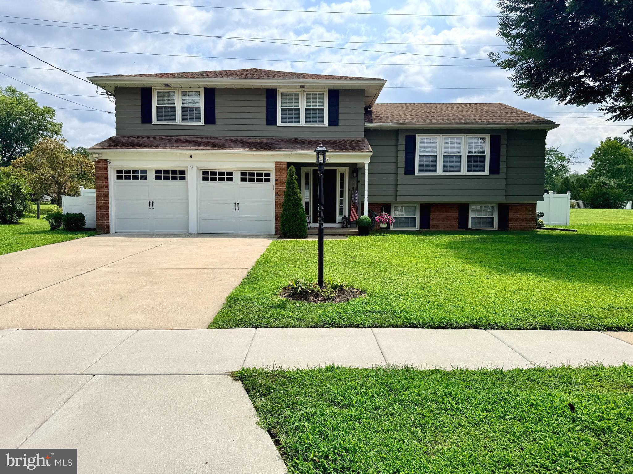 712 HILLTOP ROAD
