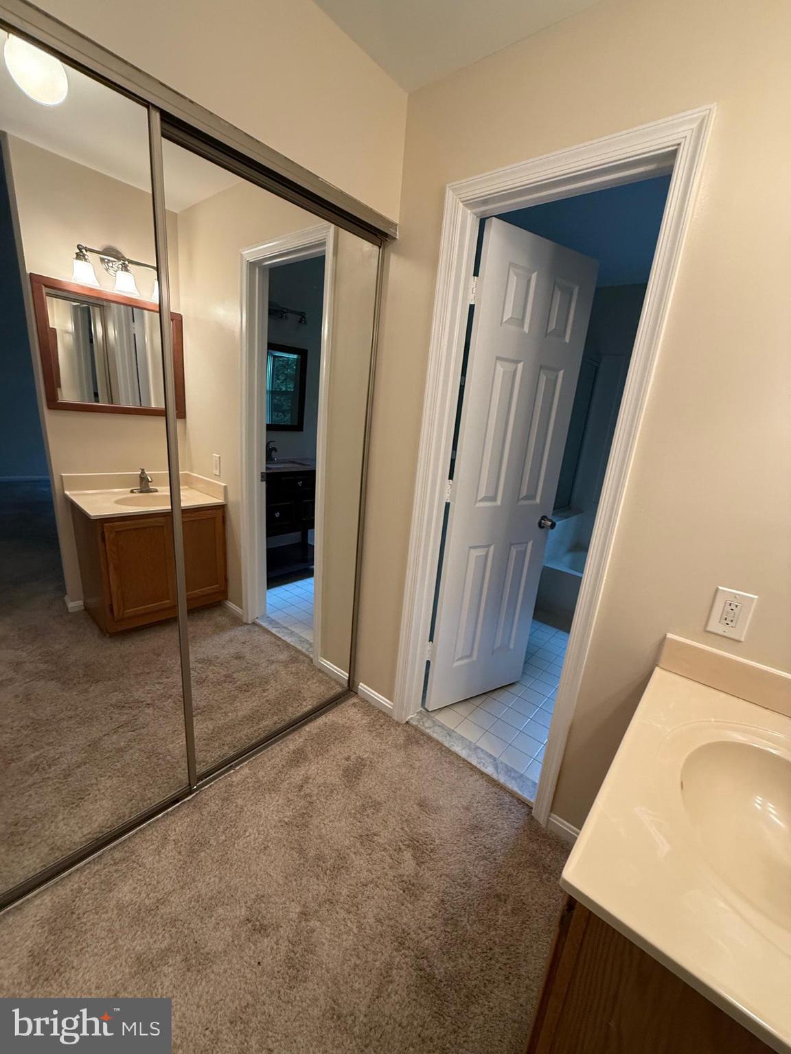 CHURCHILL TOWN SECTOR - Residential