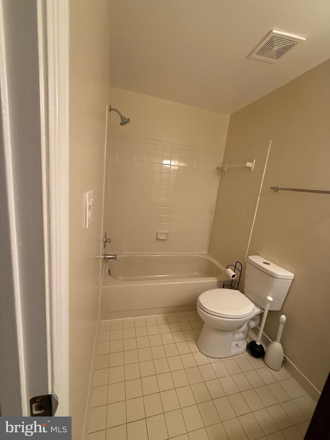 CHURCHILL TOWN SECTOR - Residential