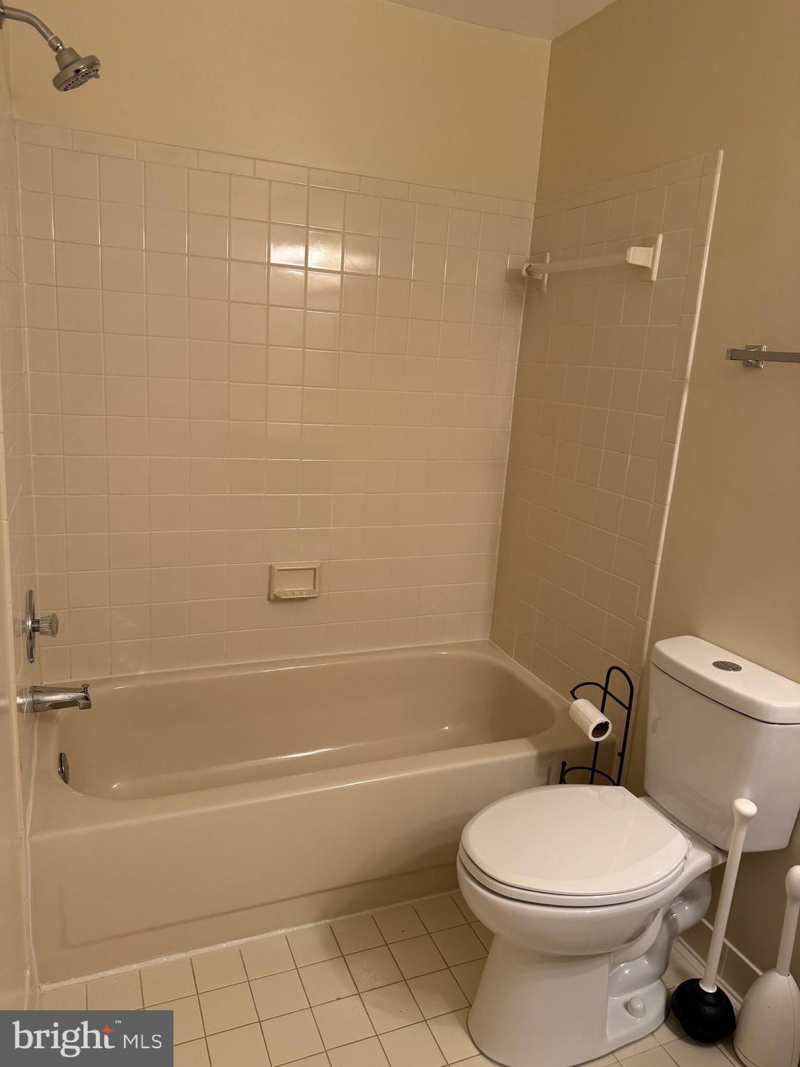 CHURCHILL TOWN SECTOR - Residential