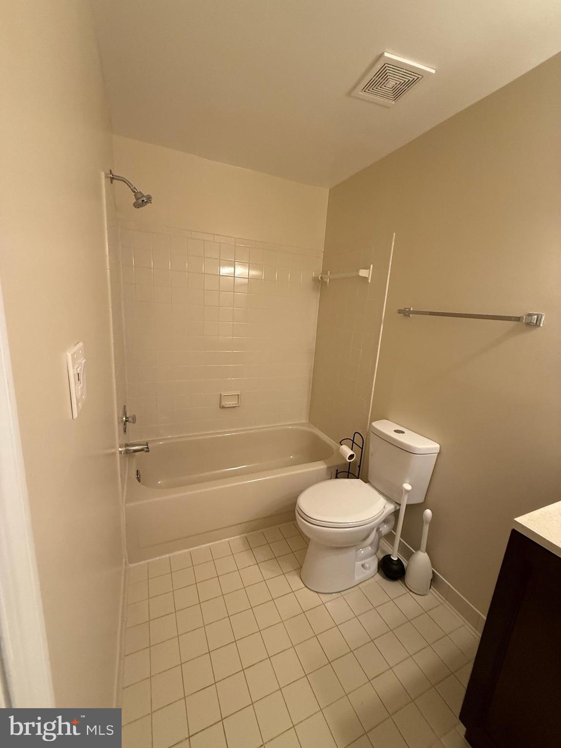 CHURCHILL TOWN SECTOR - Residential