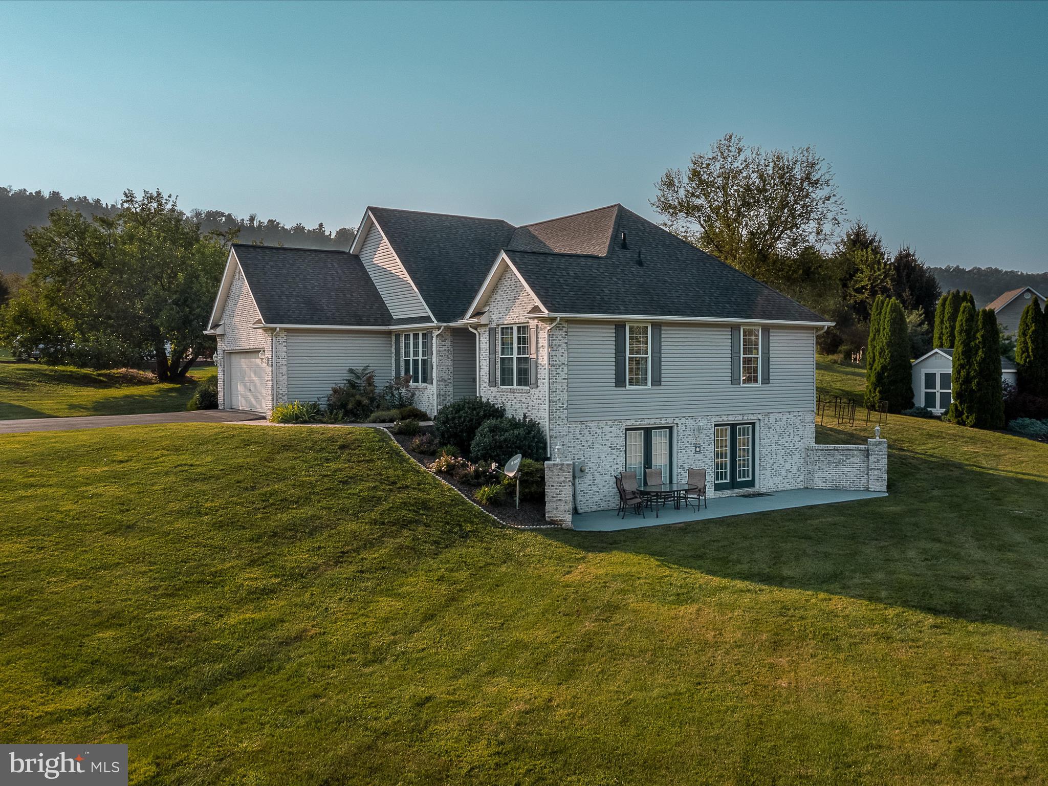 DUCHESS ESTATES - Residential