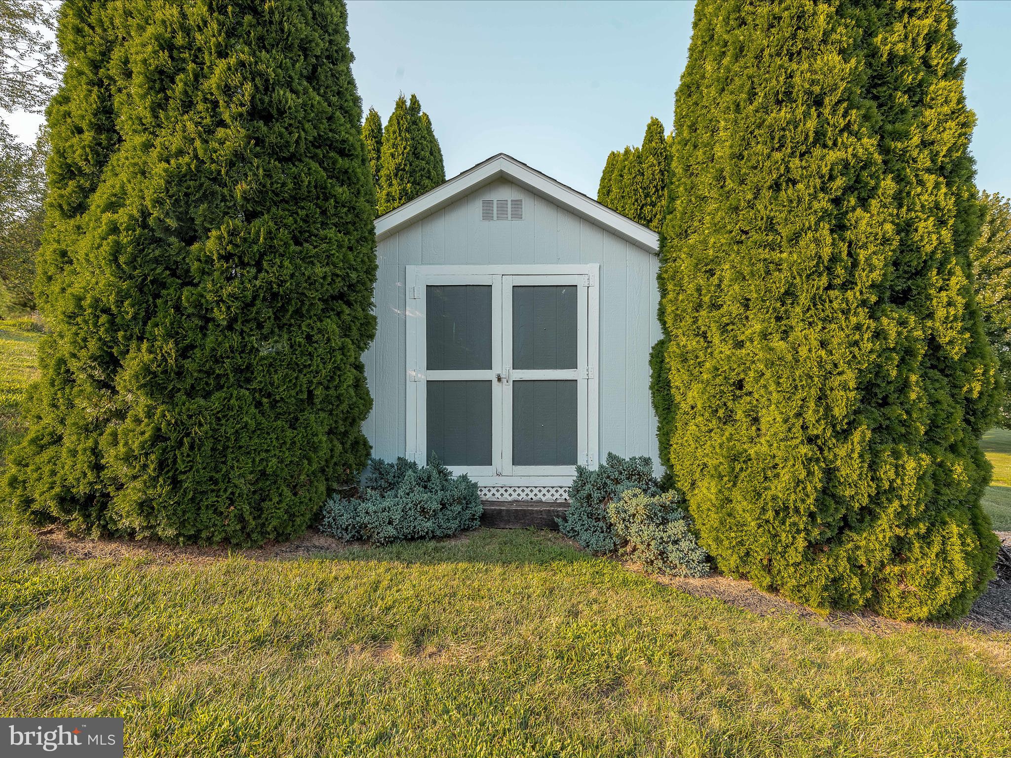 DUCHESS ESTATES - Residential