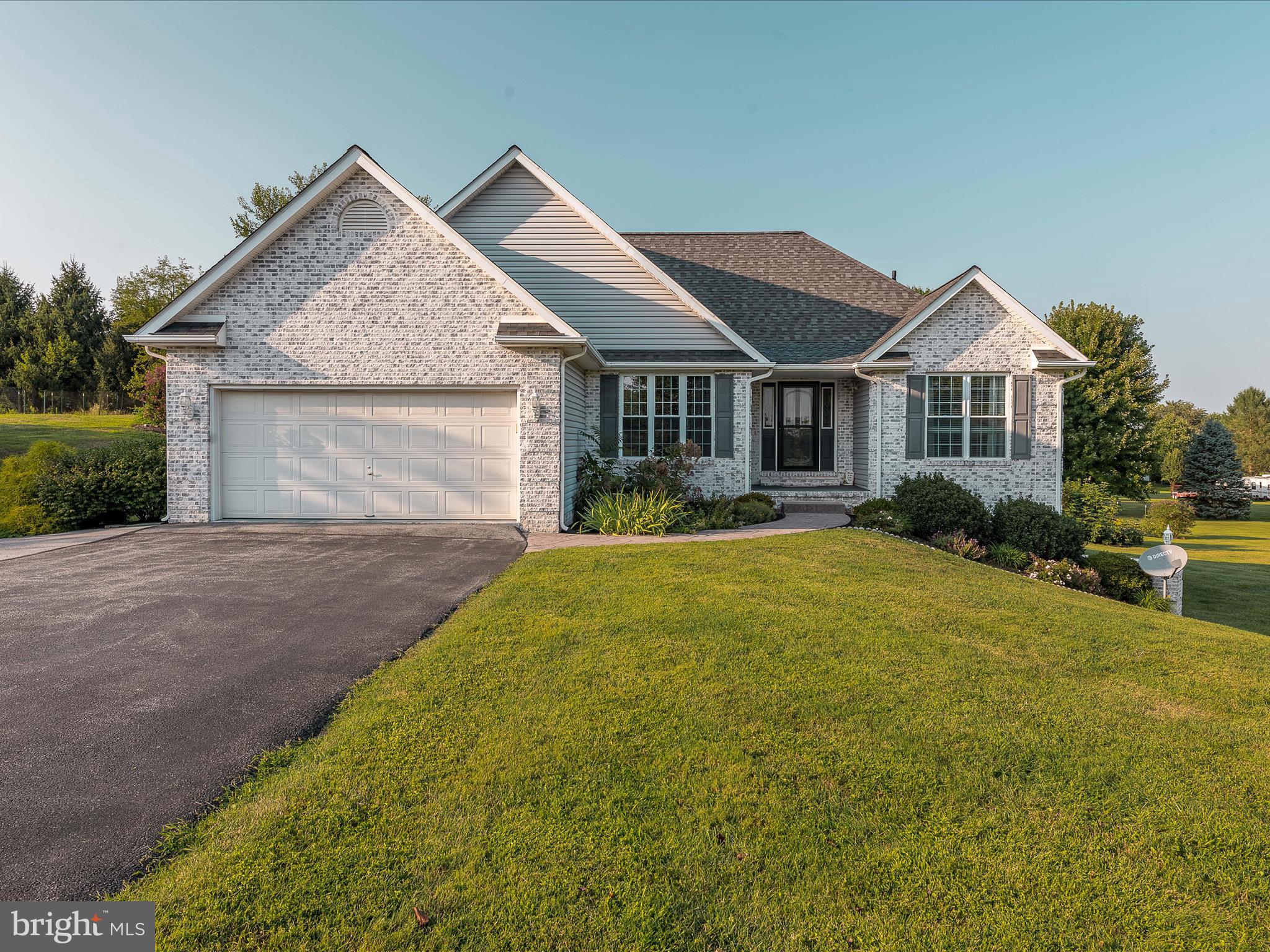 DUCHESS ESTATES - Residential