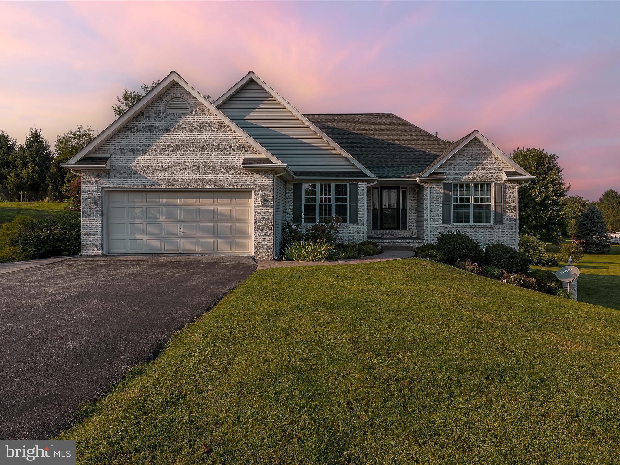 DUCHESS ESTATES - Residential