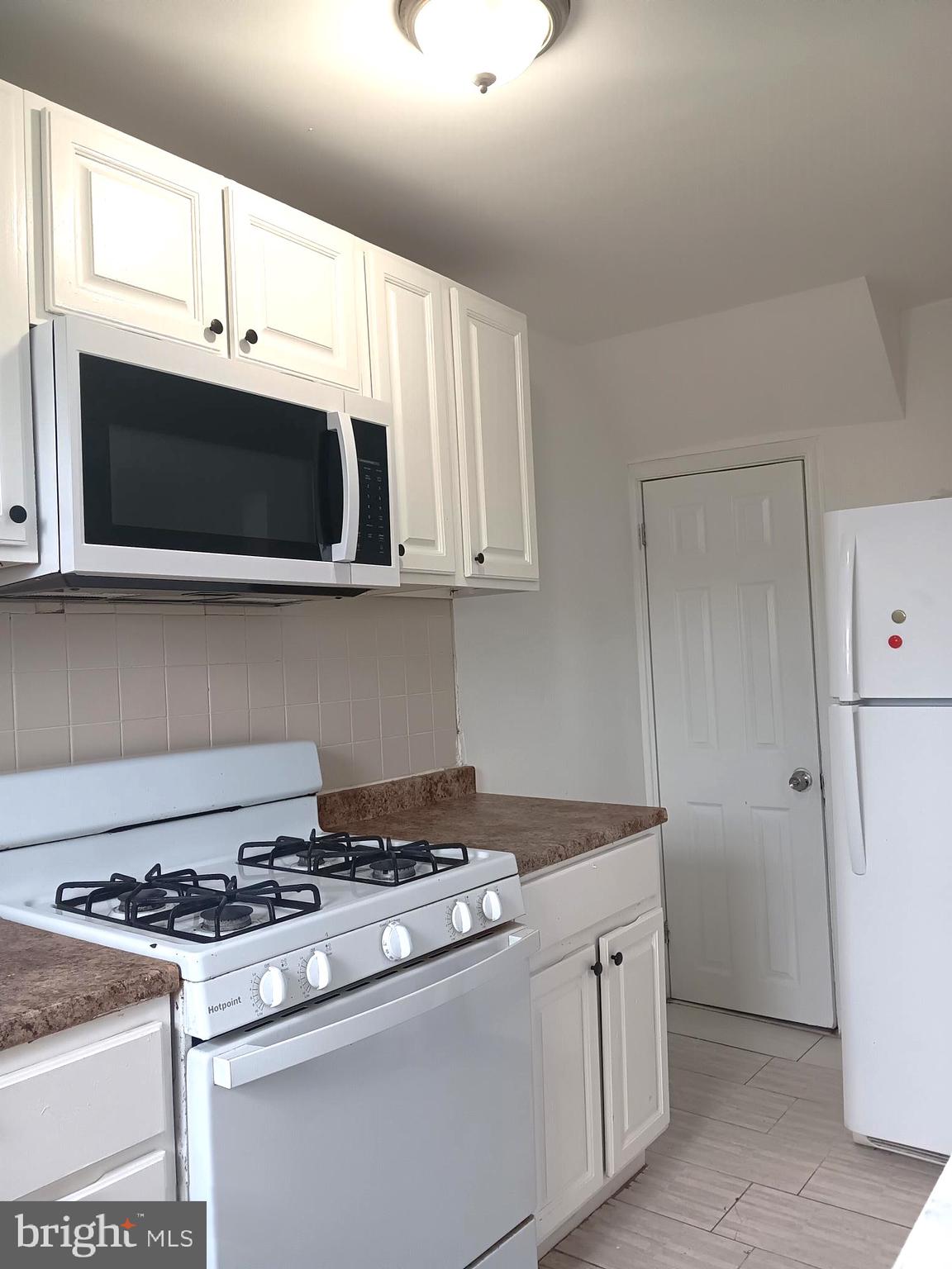 WEST OAK LANE - Residential