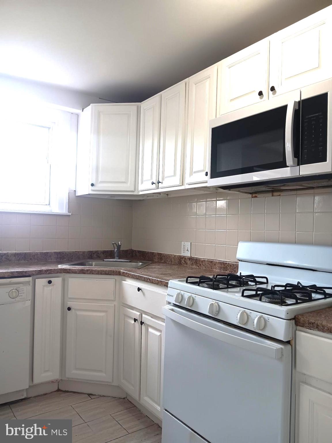 WEST OAK LANE - Residential